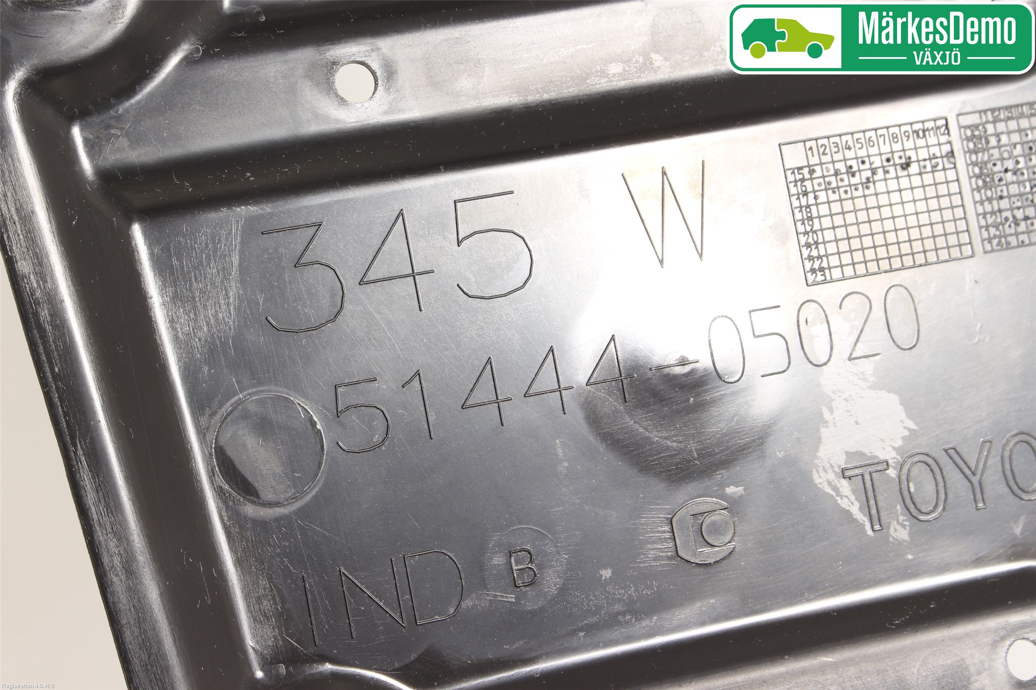 Toyota AVENSIS 16-18 Bunnplate U Motor-Gear-Dørk