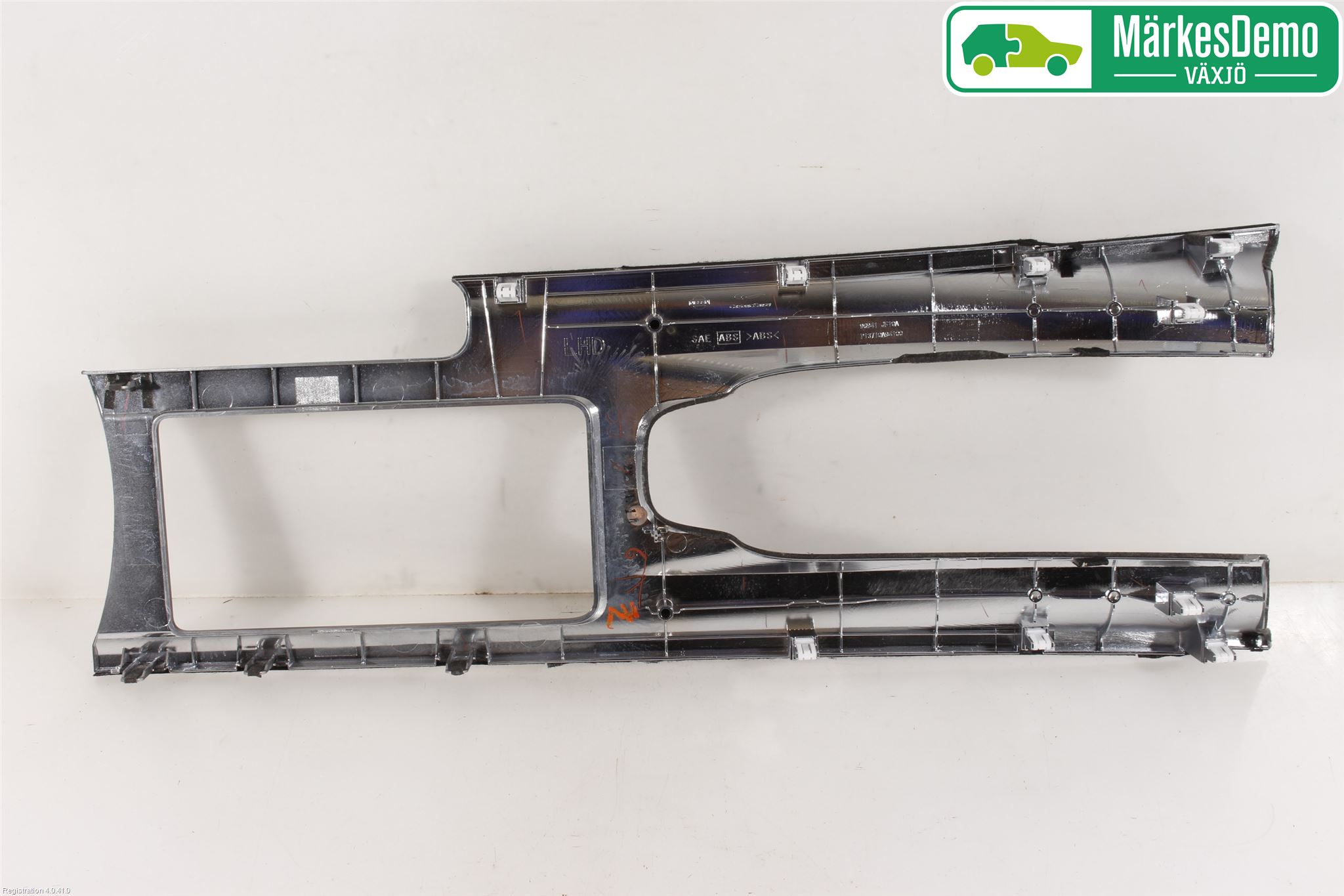 Nissan GT-R Instrumentkonsoll Gulv