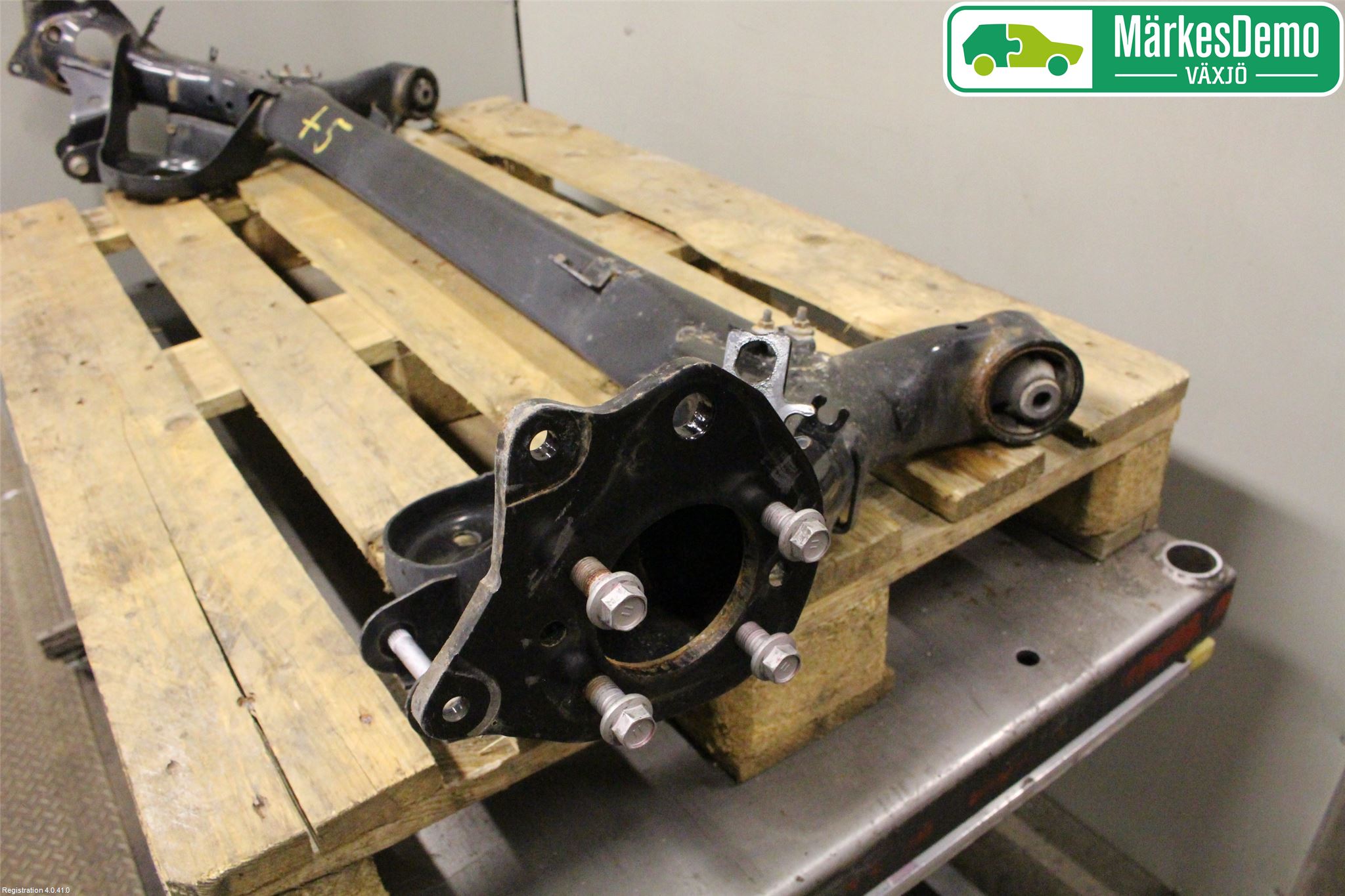 Toyota VERSO 09-18 Bakaksel Feste Travers-Ramme