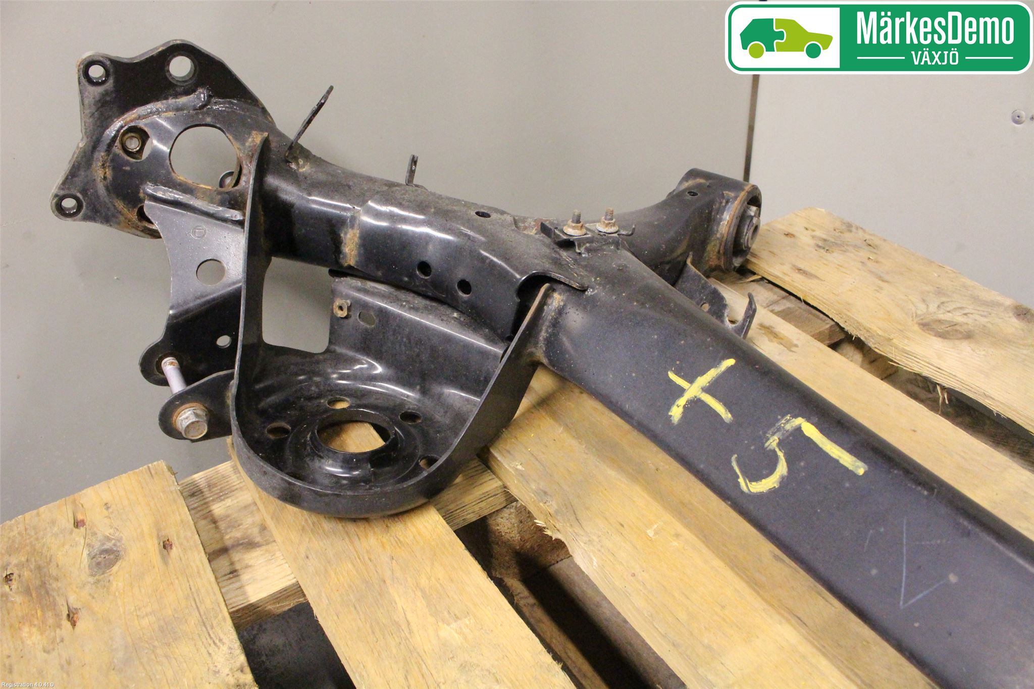 Toyota VERSO 09-18 Bakaksel Feste Travers-Ramme