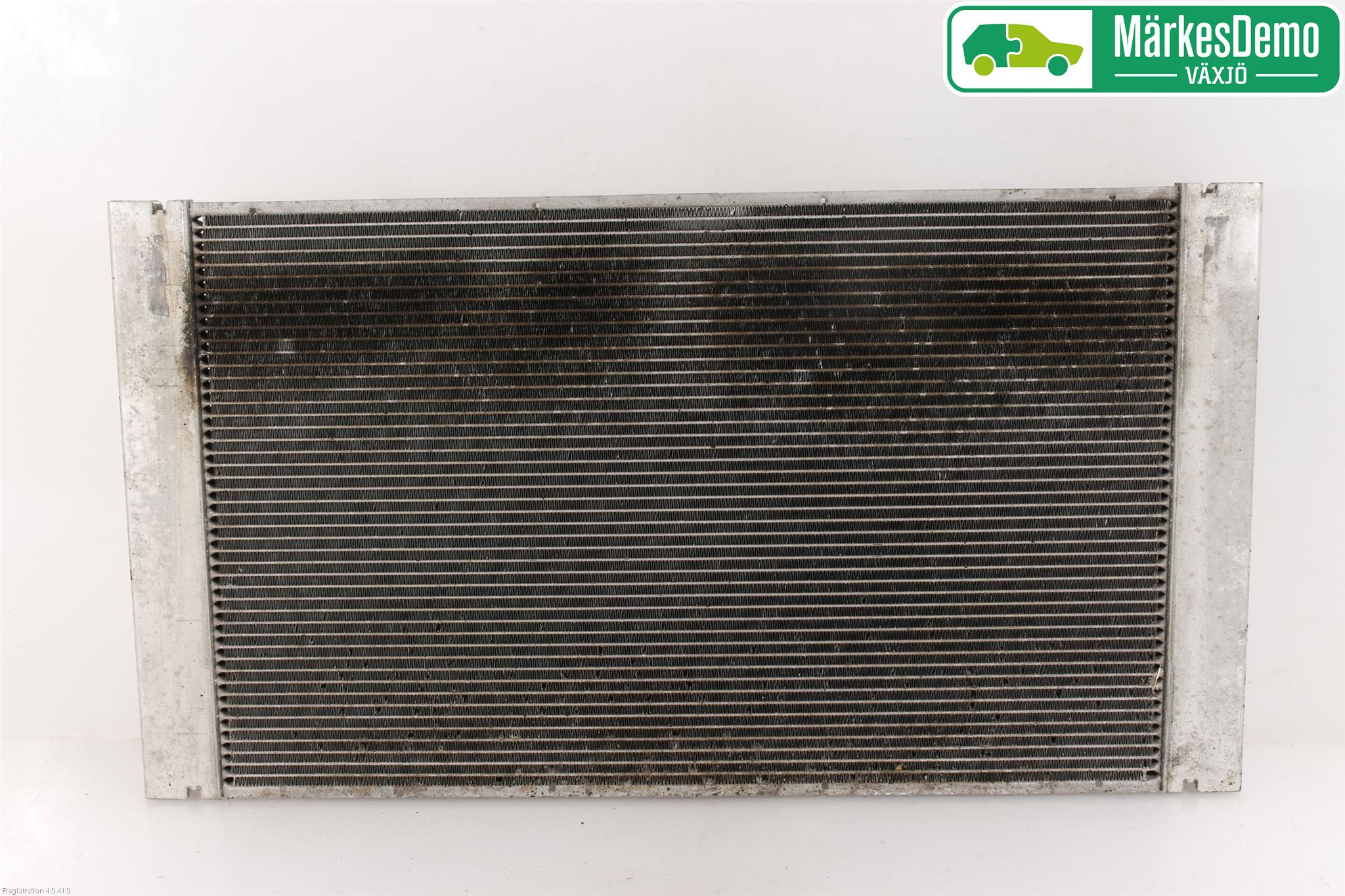 BMW 5 E60/61 Sed/Tou 02-10 Radiator Manuell
