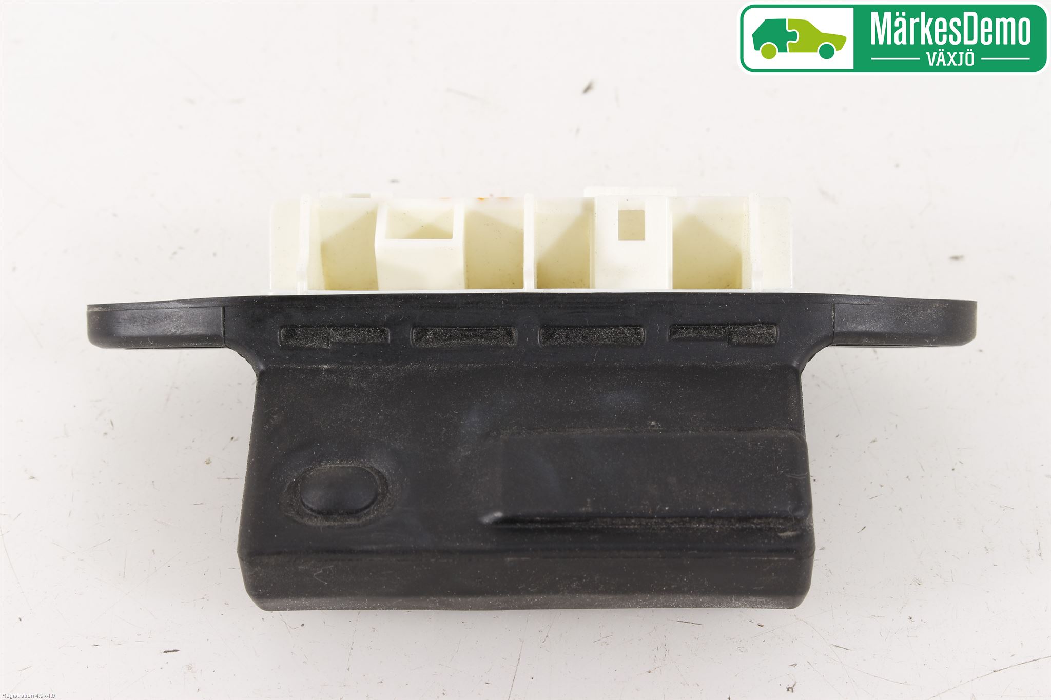 Toyota RAV4 13-18 Bakluke Handtak Ytre