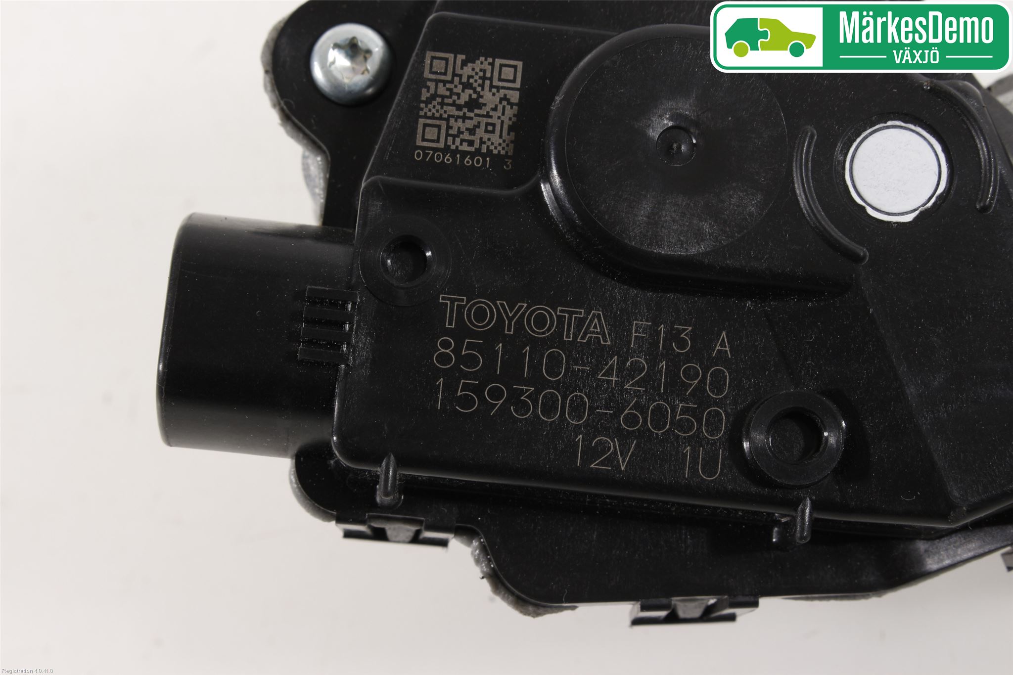 Toyota RAV4 13-18 Viskermotor Frontrute