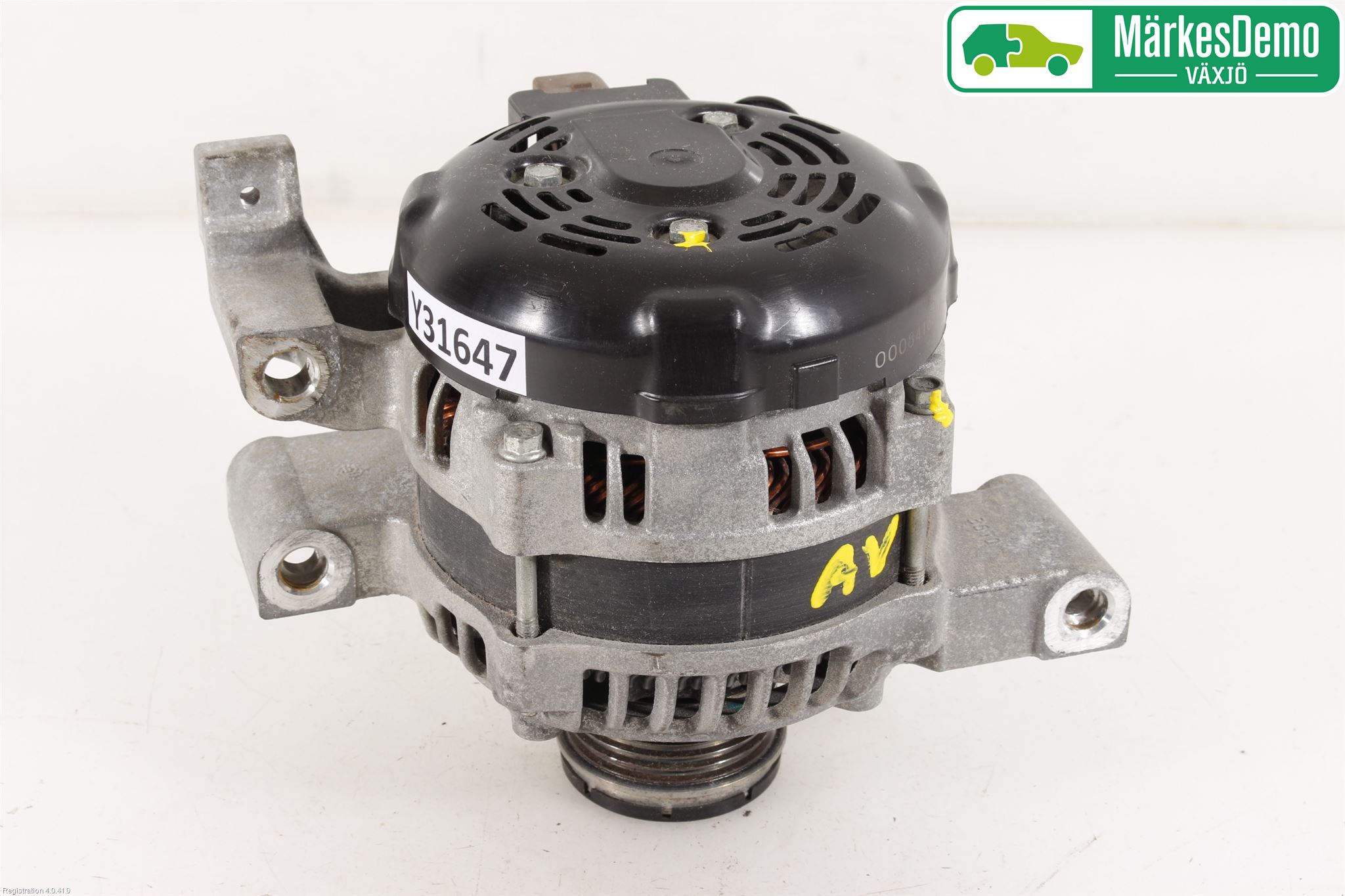 Toyota AURIS 13-19 Dynamo