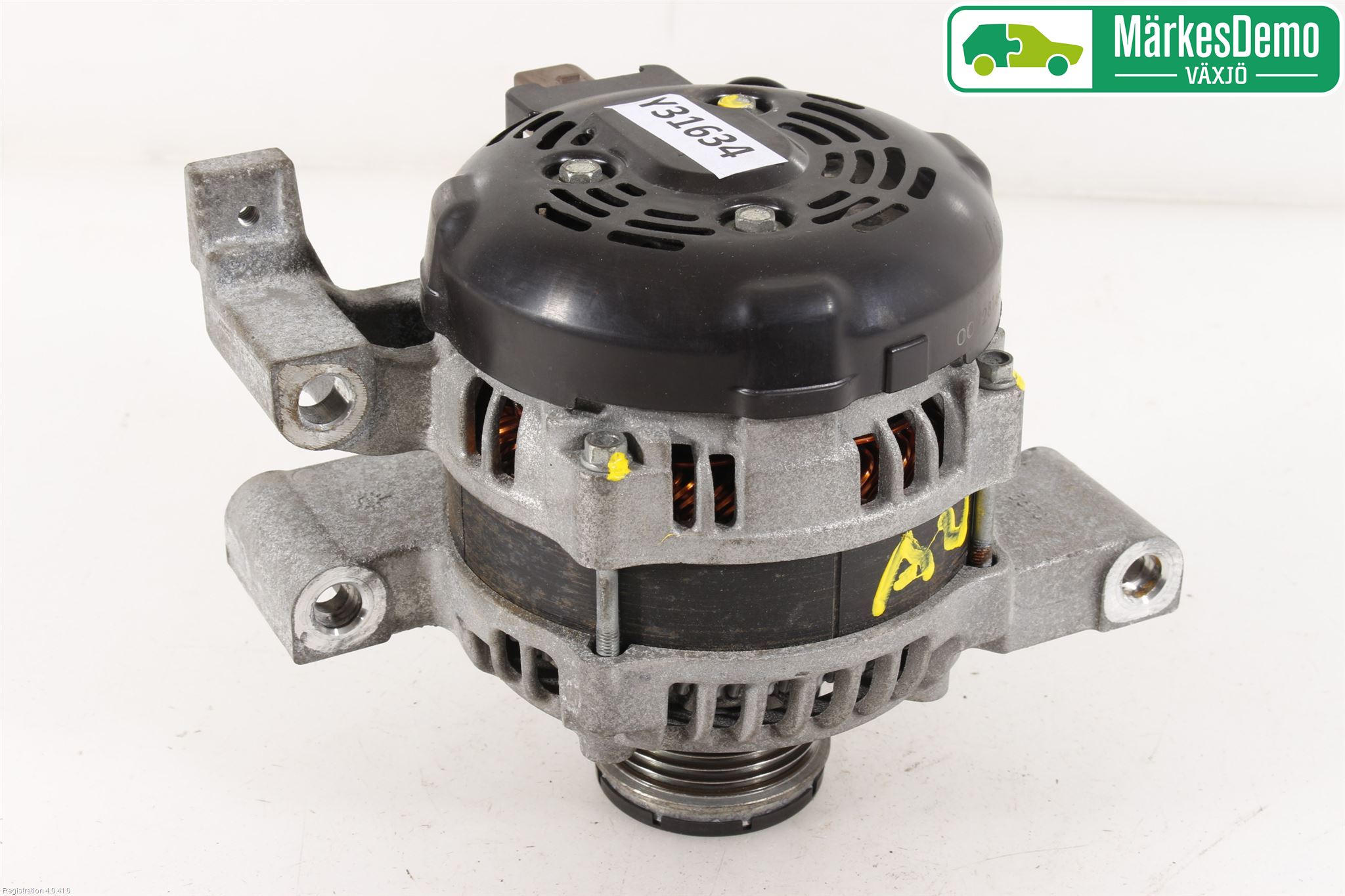 Toyota AURIS 13-19 Dynamo