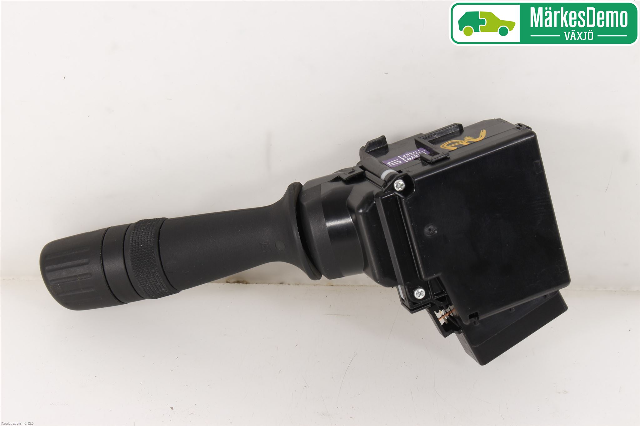 Toyota AURIS 13-19 Bryter Ratt Visker - Spyler