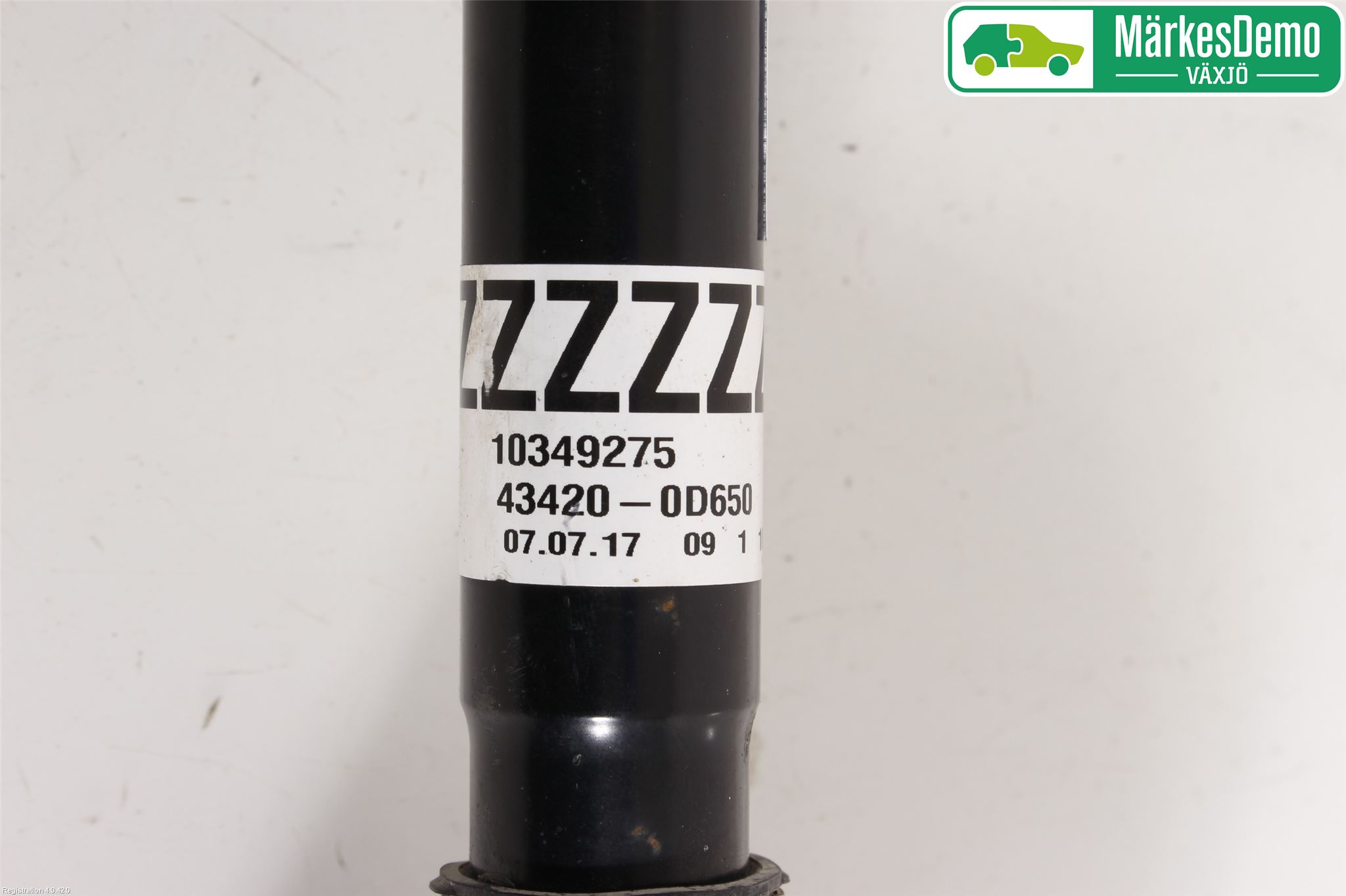 Toyota YARIS XP130 15-20 Drivaksel Foran Kompl Venstre