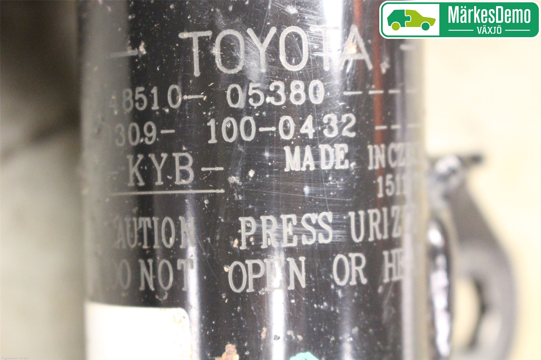 Toyota AVENSIS 16-18 Fjærbein Foran Høyre