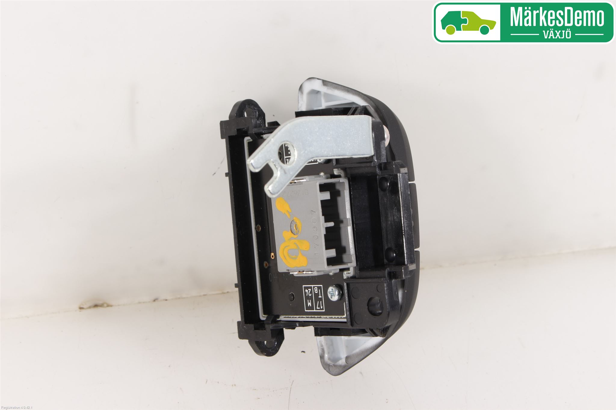 Honda JAZZ 15-20 Bryter Ratt Radio-Stereo