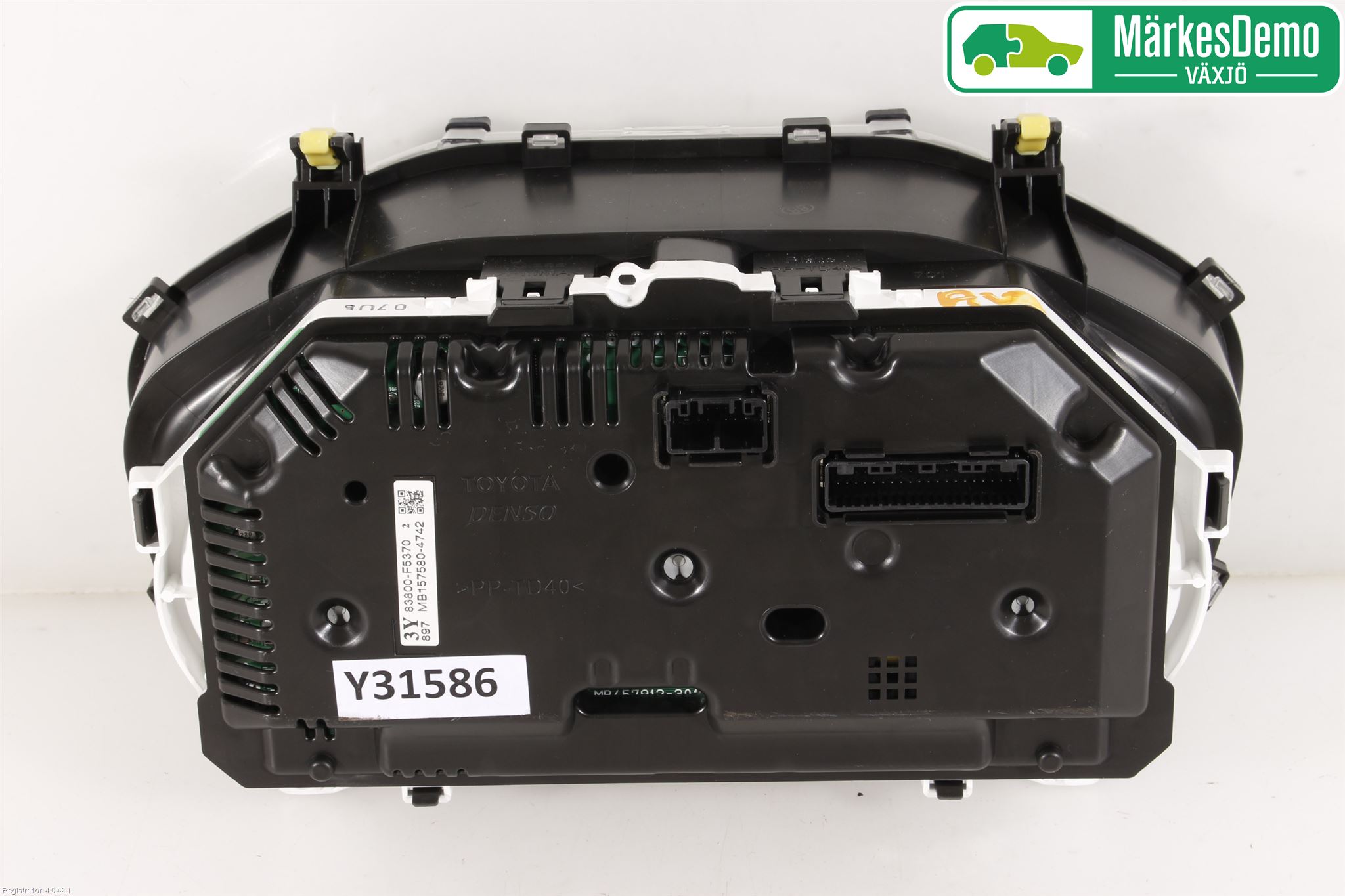 Toyota YARIS XP130 15-20 Instr Kombinert