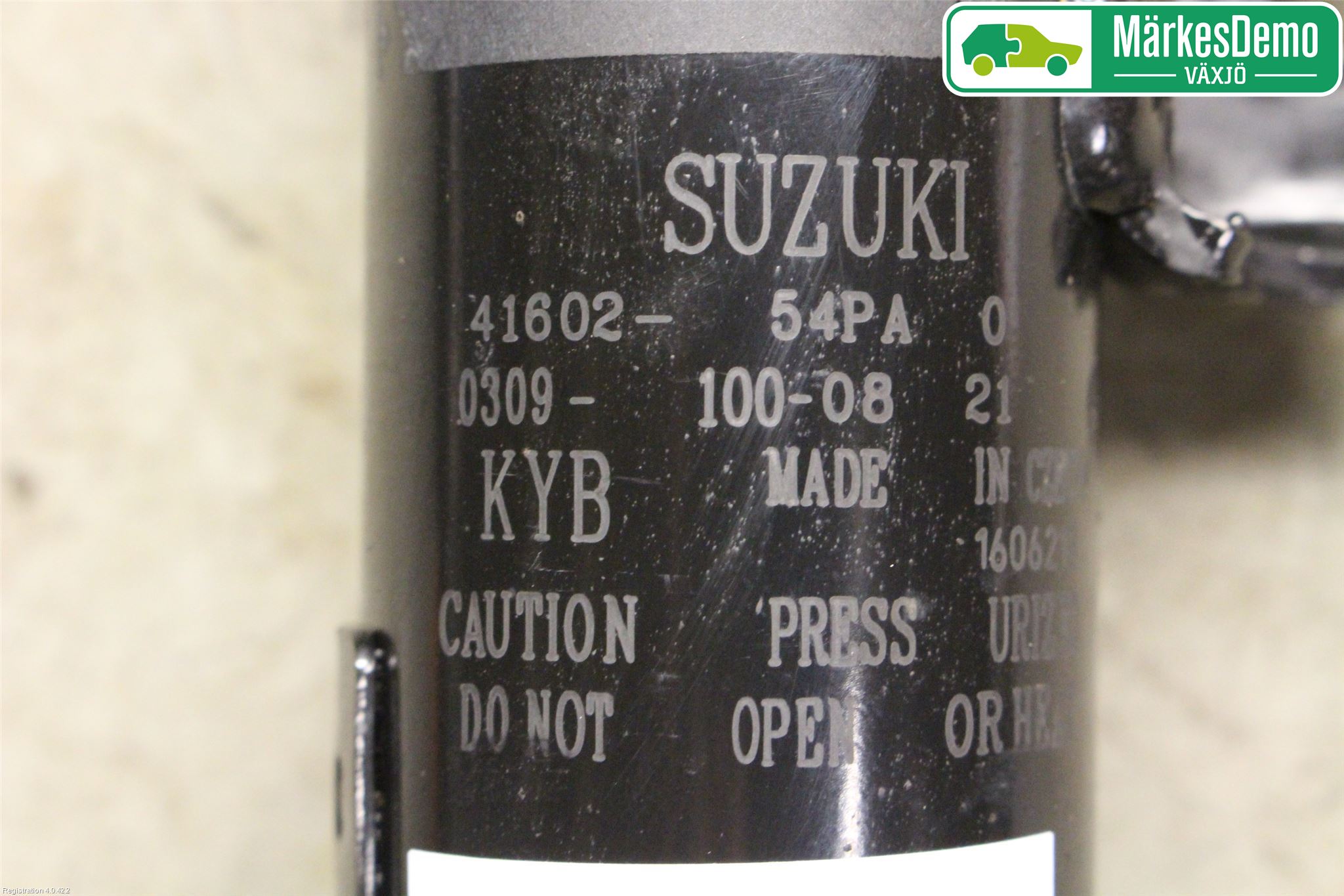 Suzuki SX4 S-CROSS 14-21 Fjærbein Foran Venstre
