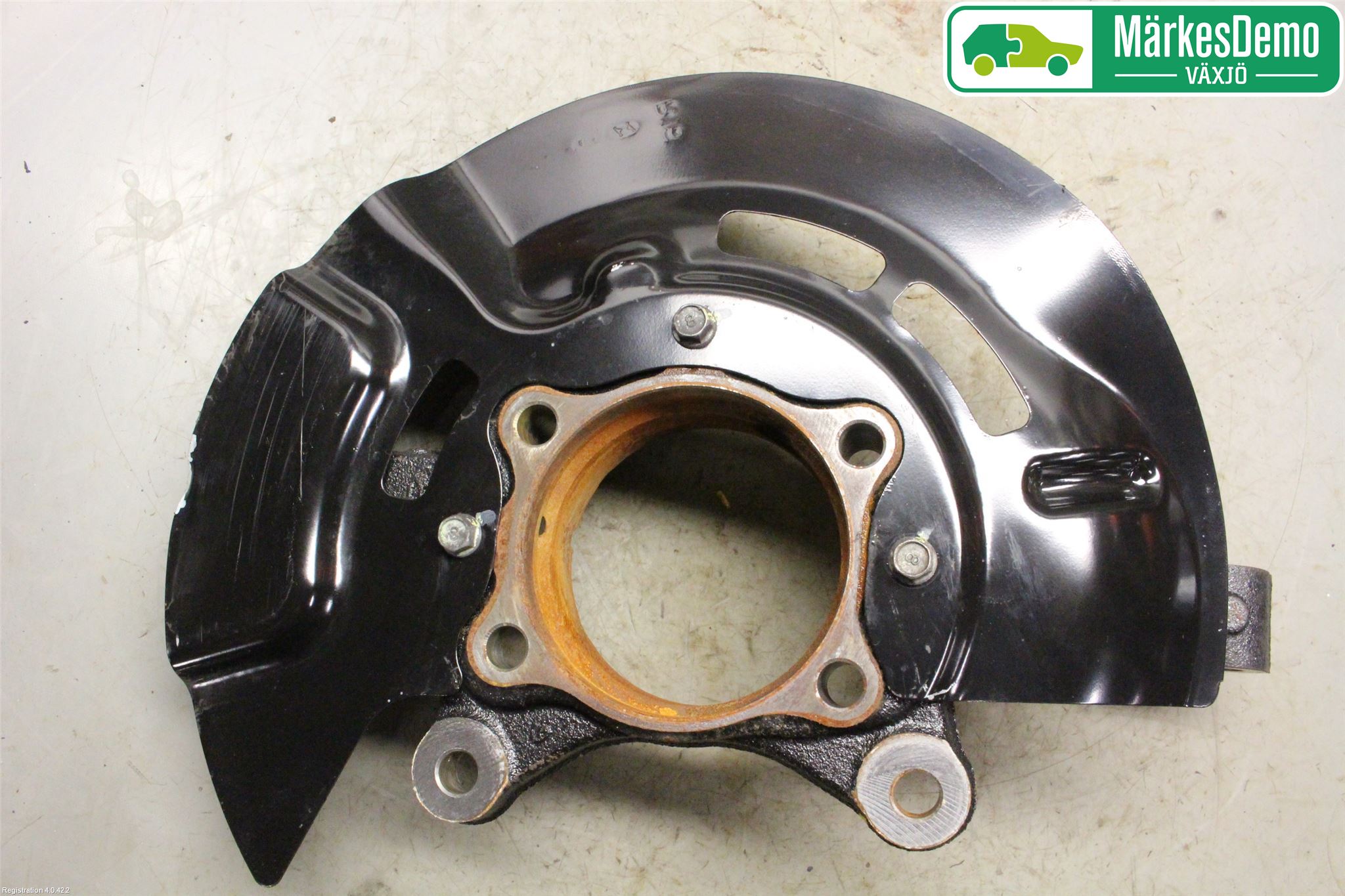 Hyundai TUCSON 05- Spindel Hf