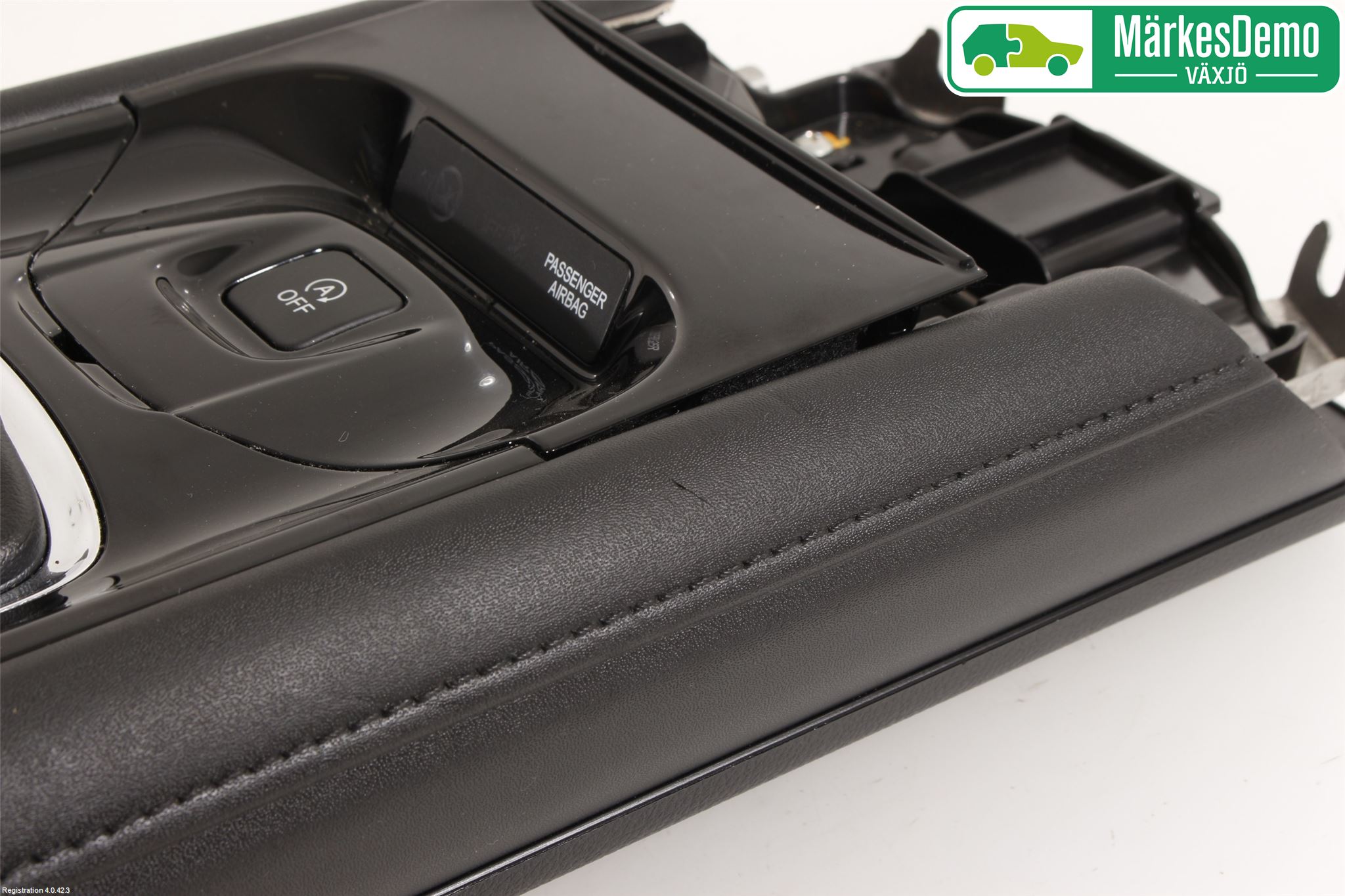 Honda HR-V 15-21 Instrumentkonsoll Gulv