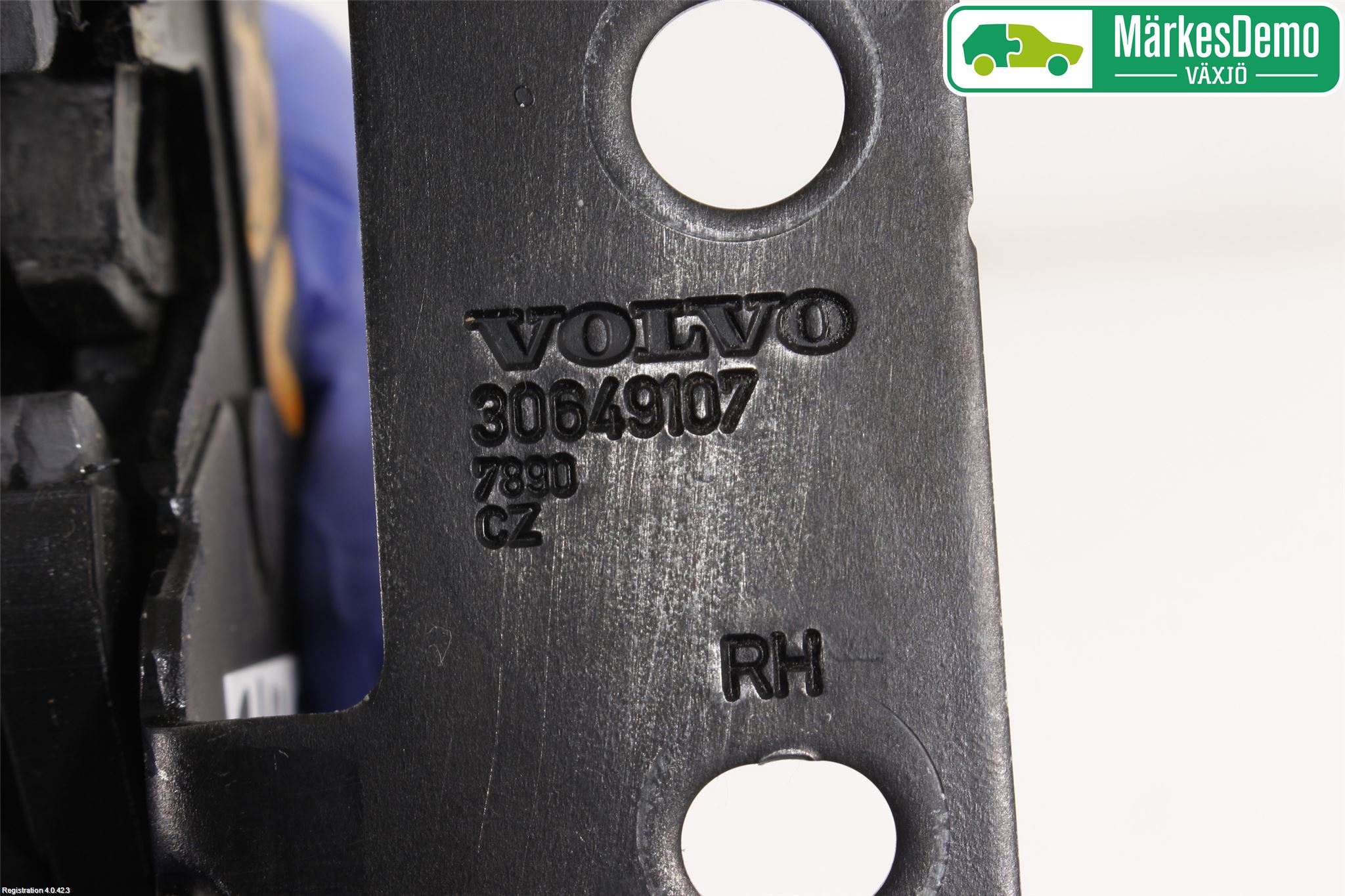 Volvo XC90 03-06 Bakluke-Lokk Låsekasse