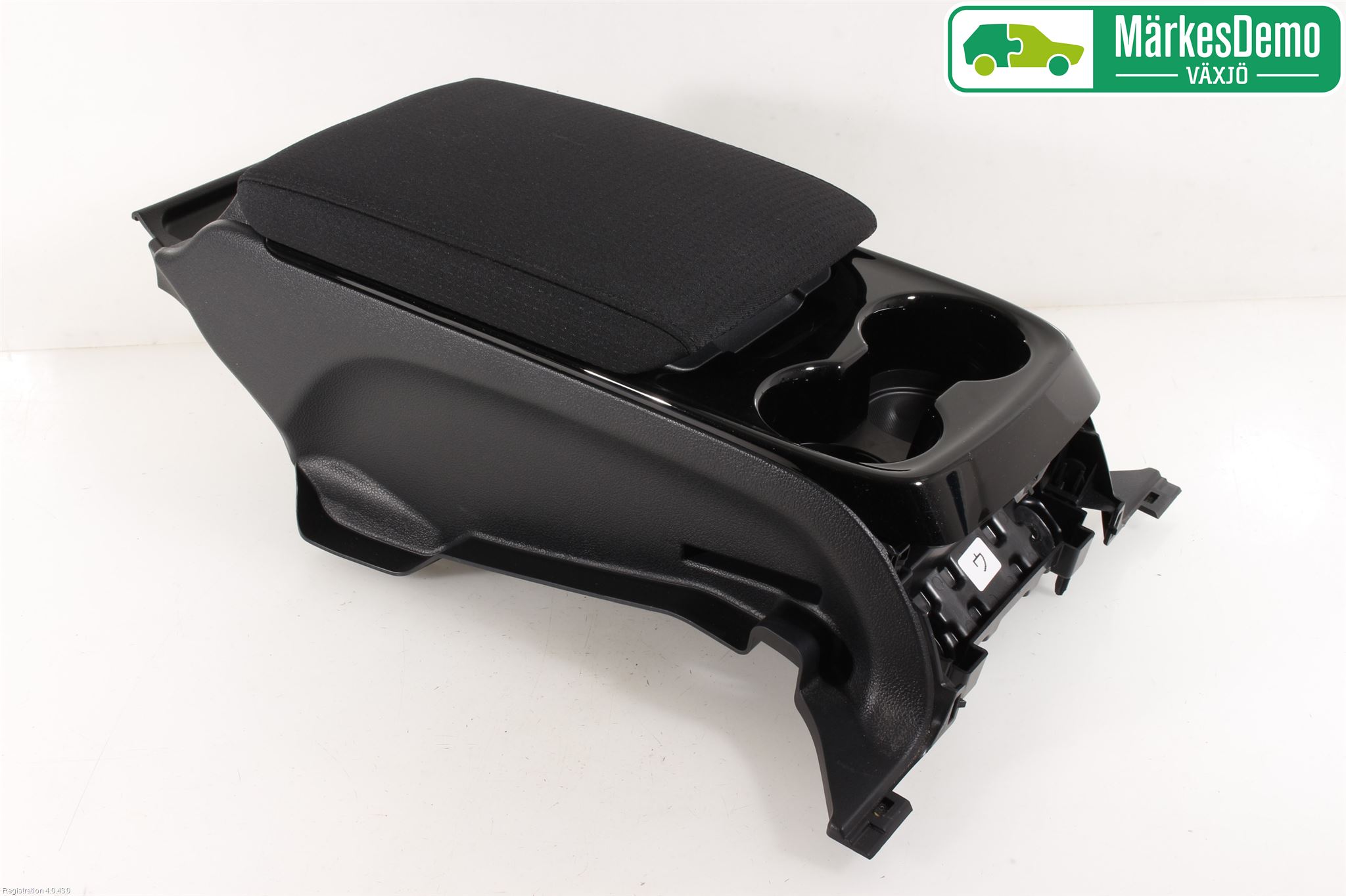 Toyota PRIUS (ZVW50) 16-21 Instrumentkonsoll Gulv