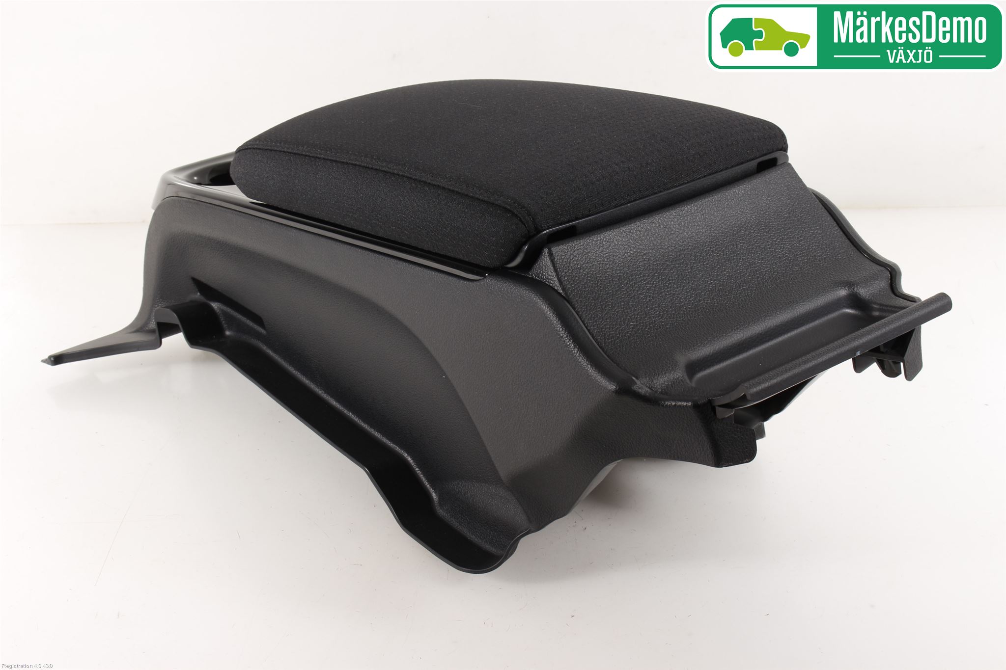 Toyota PRIUS (ZVW50) 16-21 Instrumentkonsoll Gulv