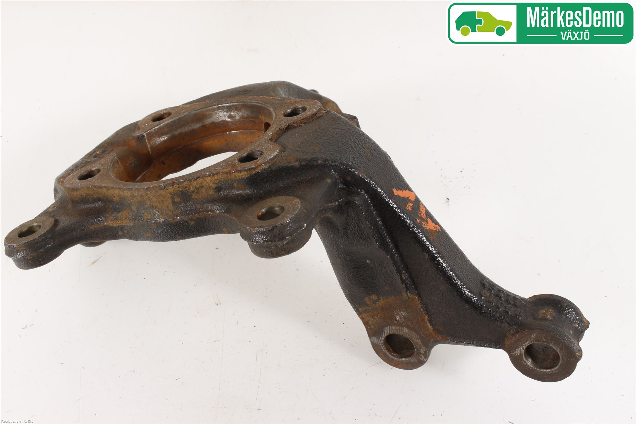 Toyota AURIS 13-19 Spindel Hf
