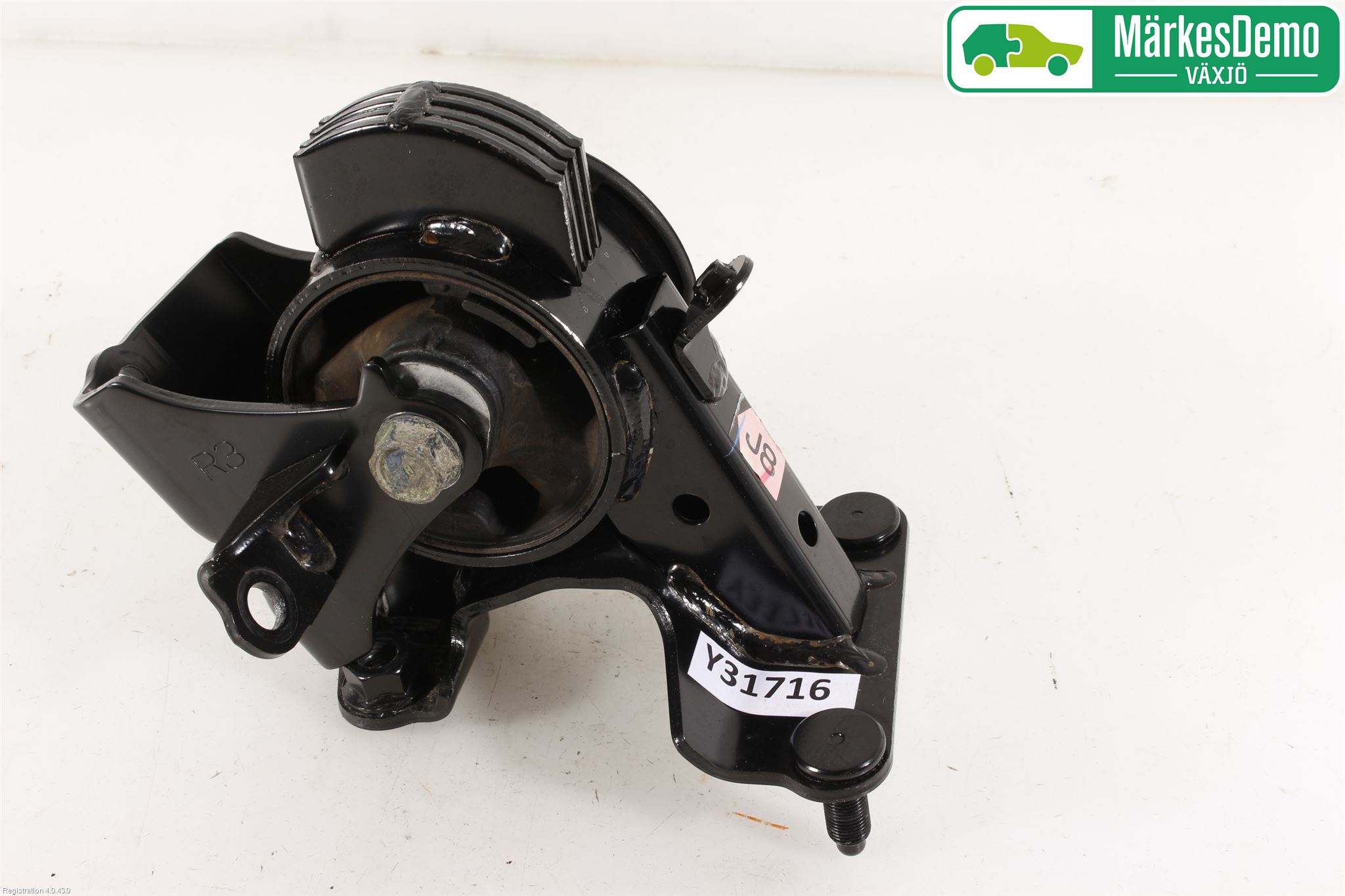 Toyota RAV4 13-18 Motor Feste Stål-Alu