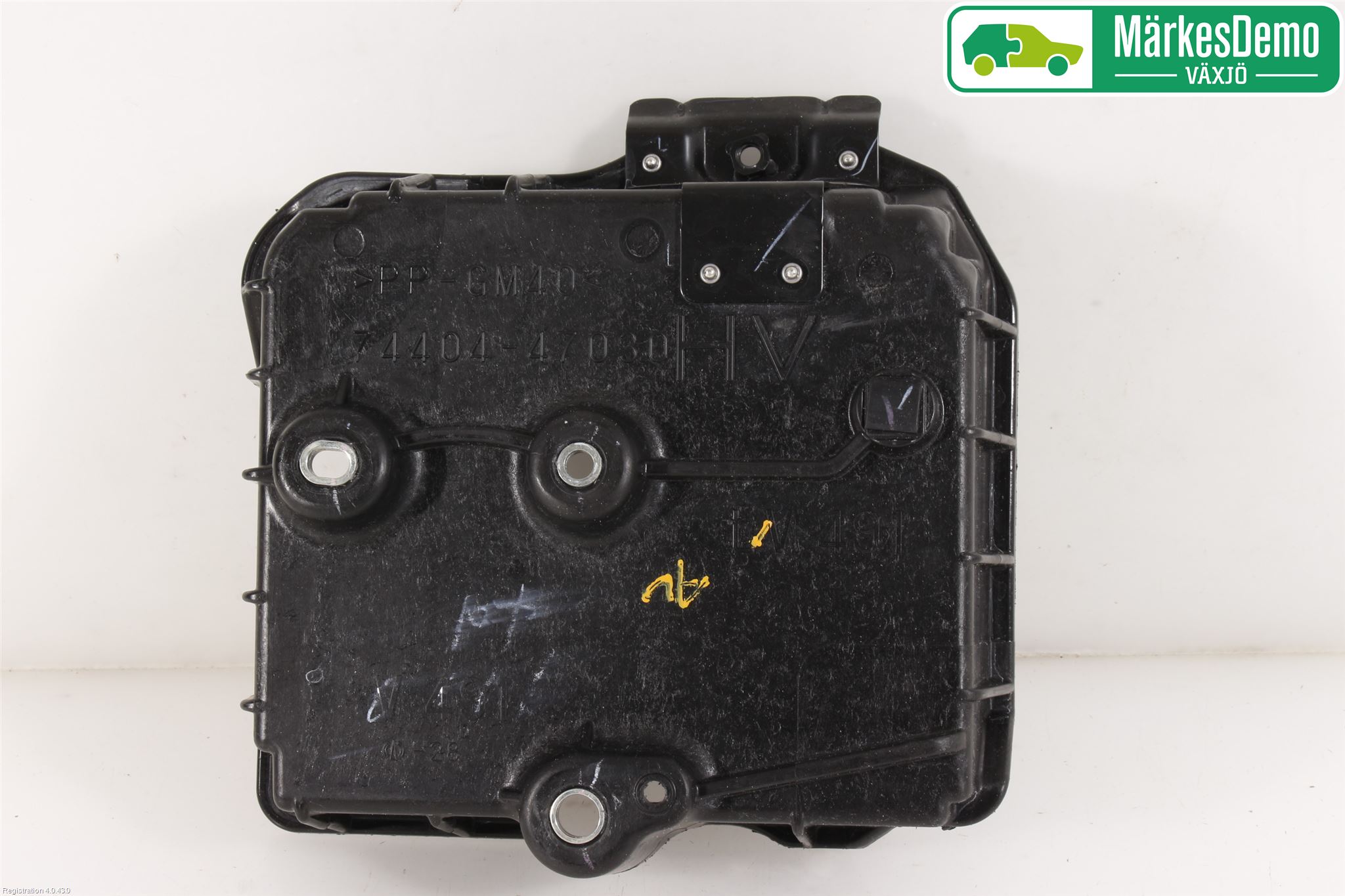 Toyota PRIUS (ZVW50) 16-21 Batterikasse - Feste - Holder