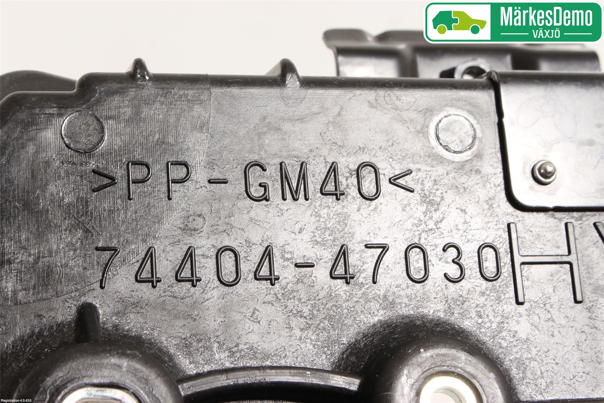 Toyota PRIUS (ZVW50) 16-21 Batterikasse - Feste - Holder