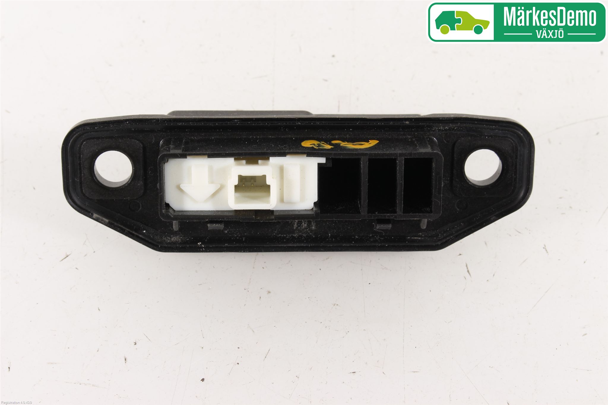 Toyota YARIS XP130 15-20 Bakluke Handtak Ytre