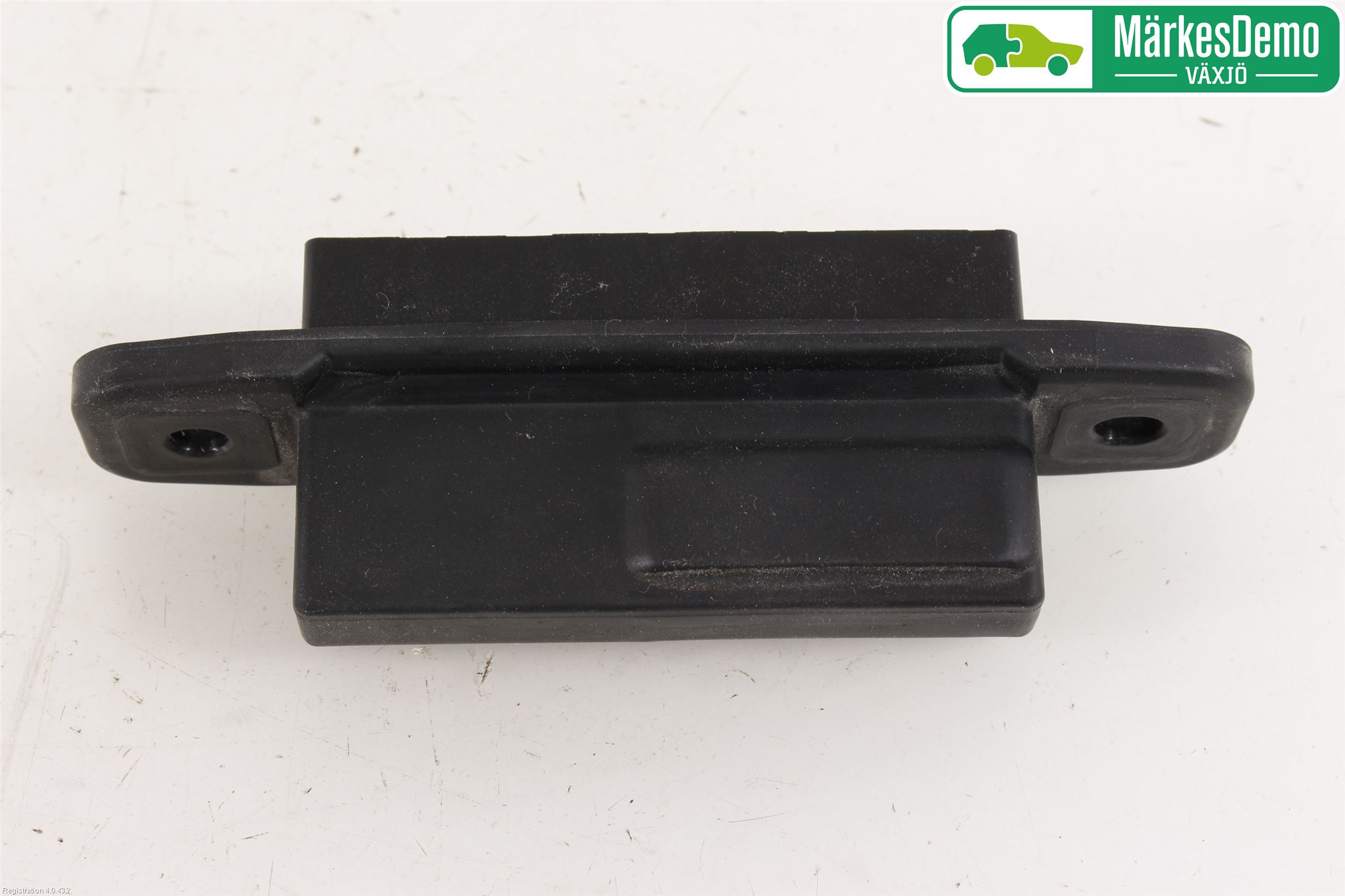 Toyota YARIS XP130 15-20 Bakluke Handtak Ytre