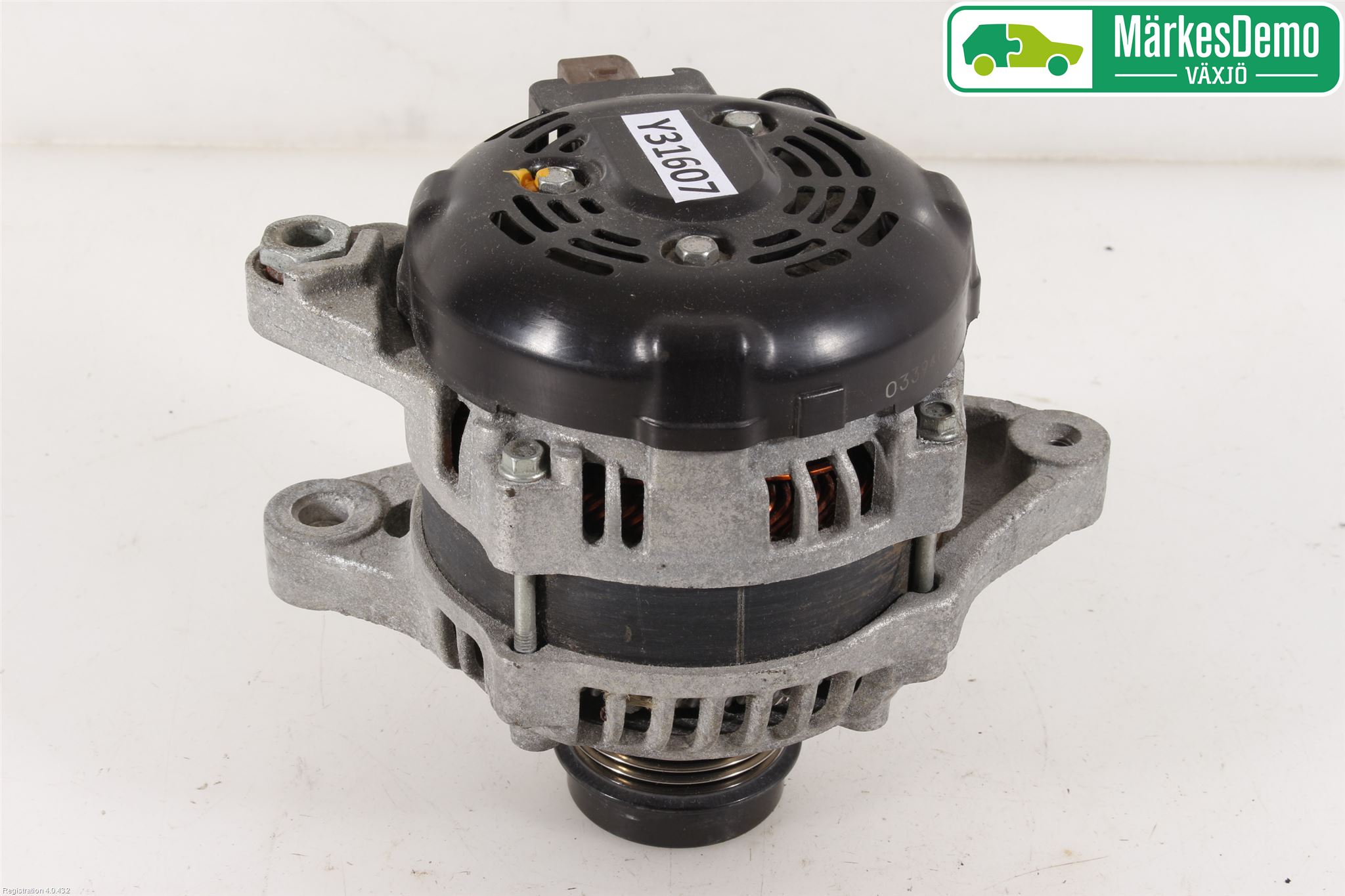 Toyota AVENSIS 16-18 Dynamo