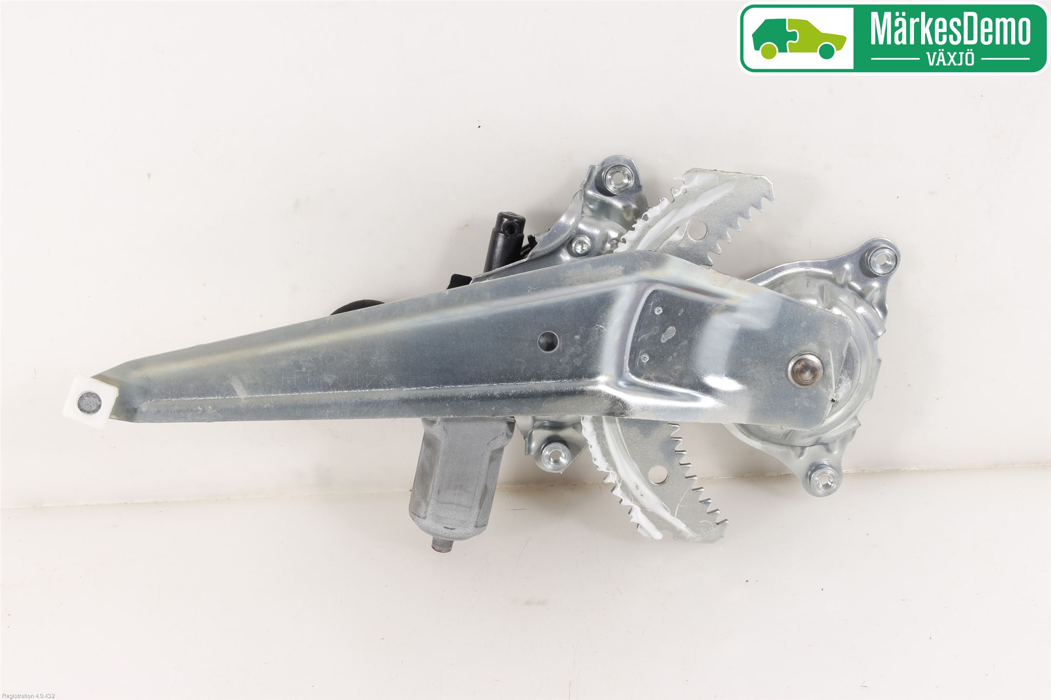 Toyota RAV4 13-18 Vindusheis El Komp