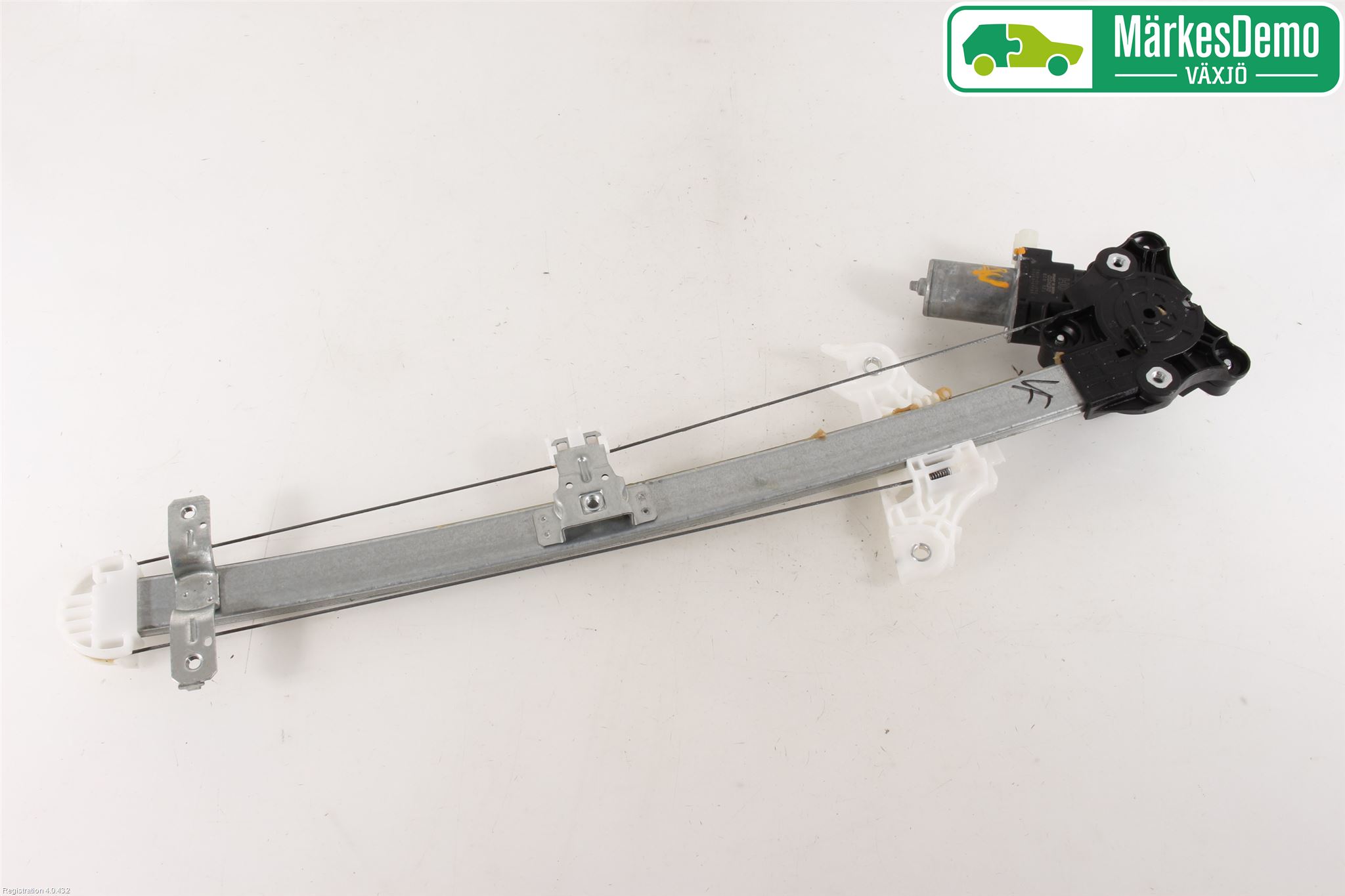 Suzuki IGNIS 01-20 Vindusheis El Komp