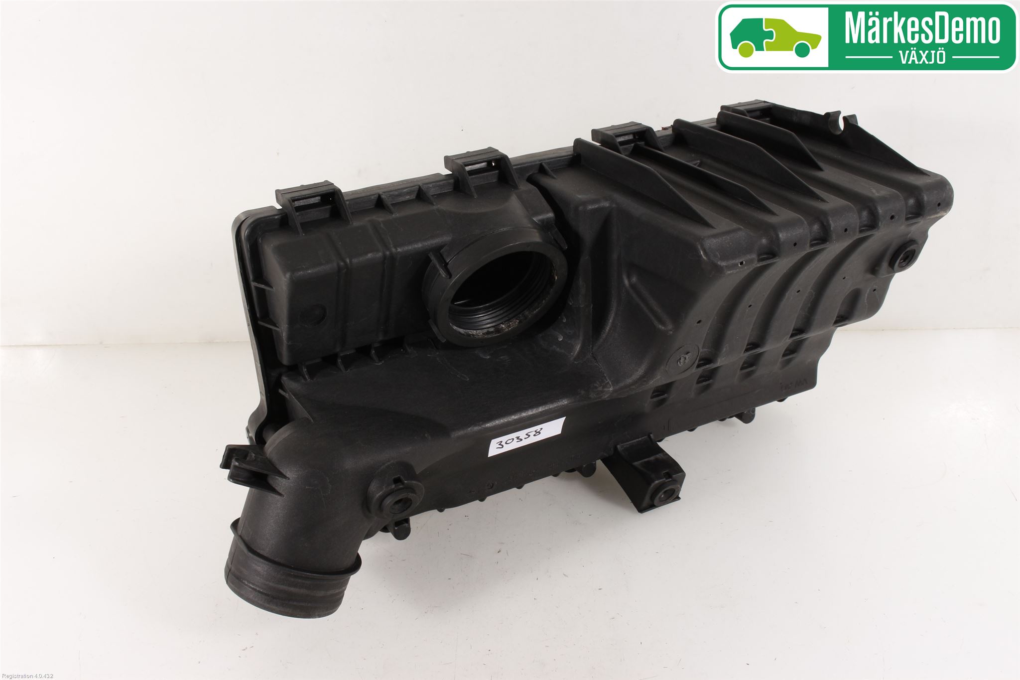 Volkswagen VW CADDY      04-10 Luftfilter Boks