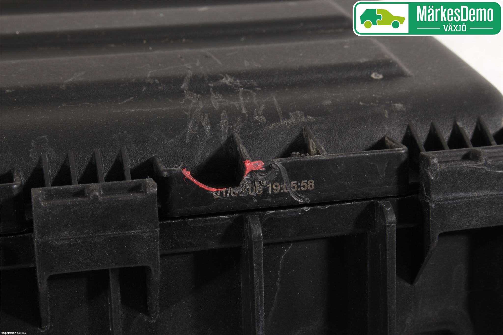 Volkswagen VW CADDY      04-10 Luftfilter Boks