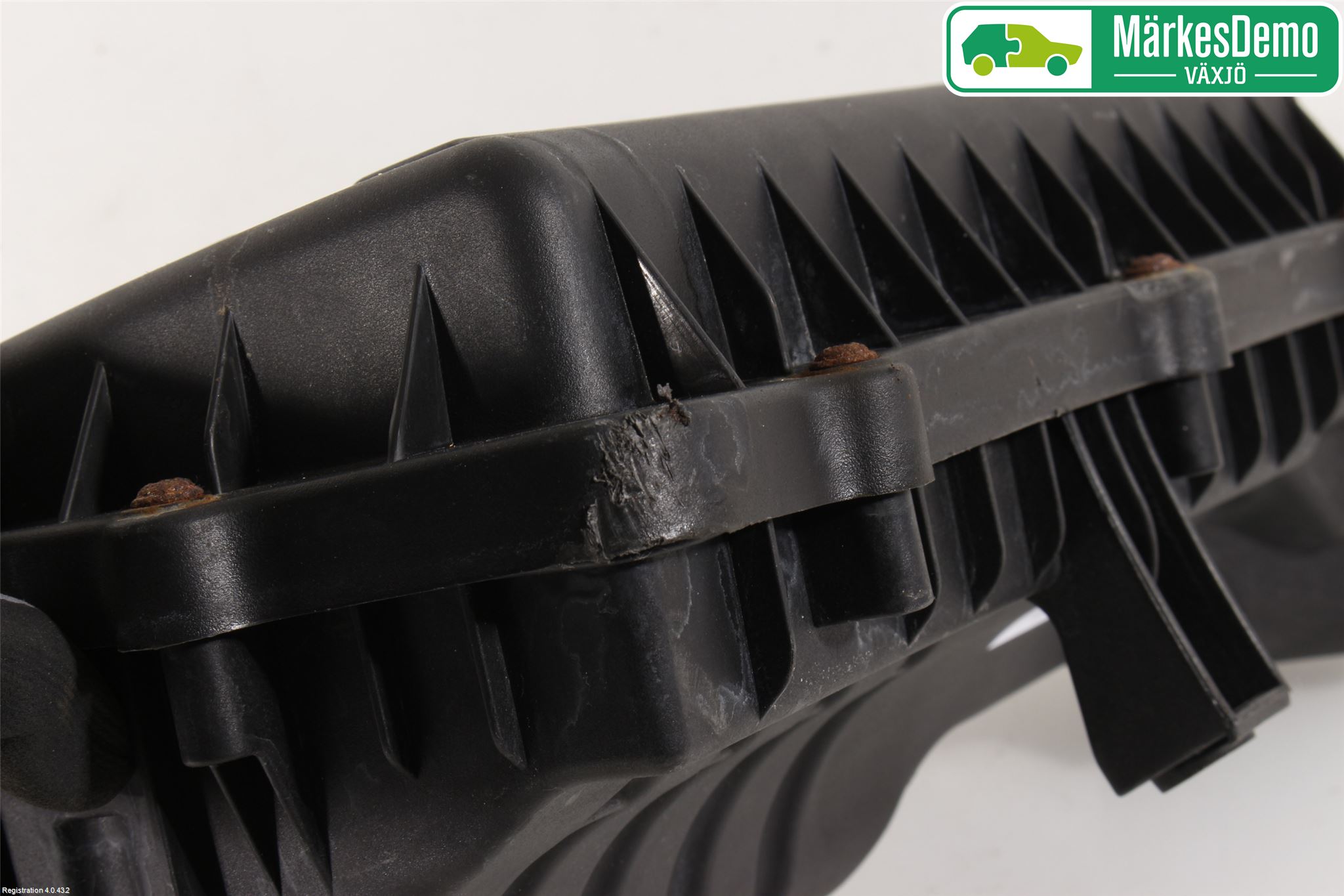 Volkswagen VW CADDY      04-10 Luftfilter Boks