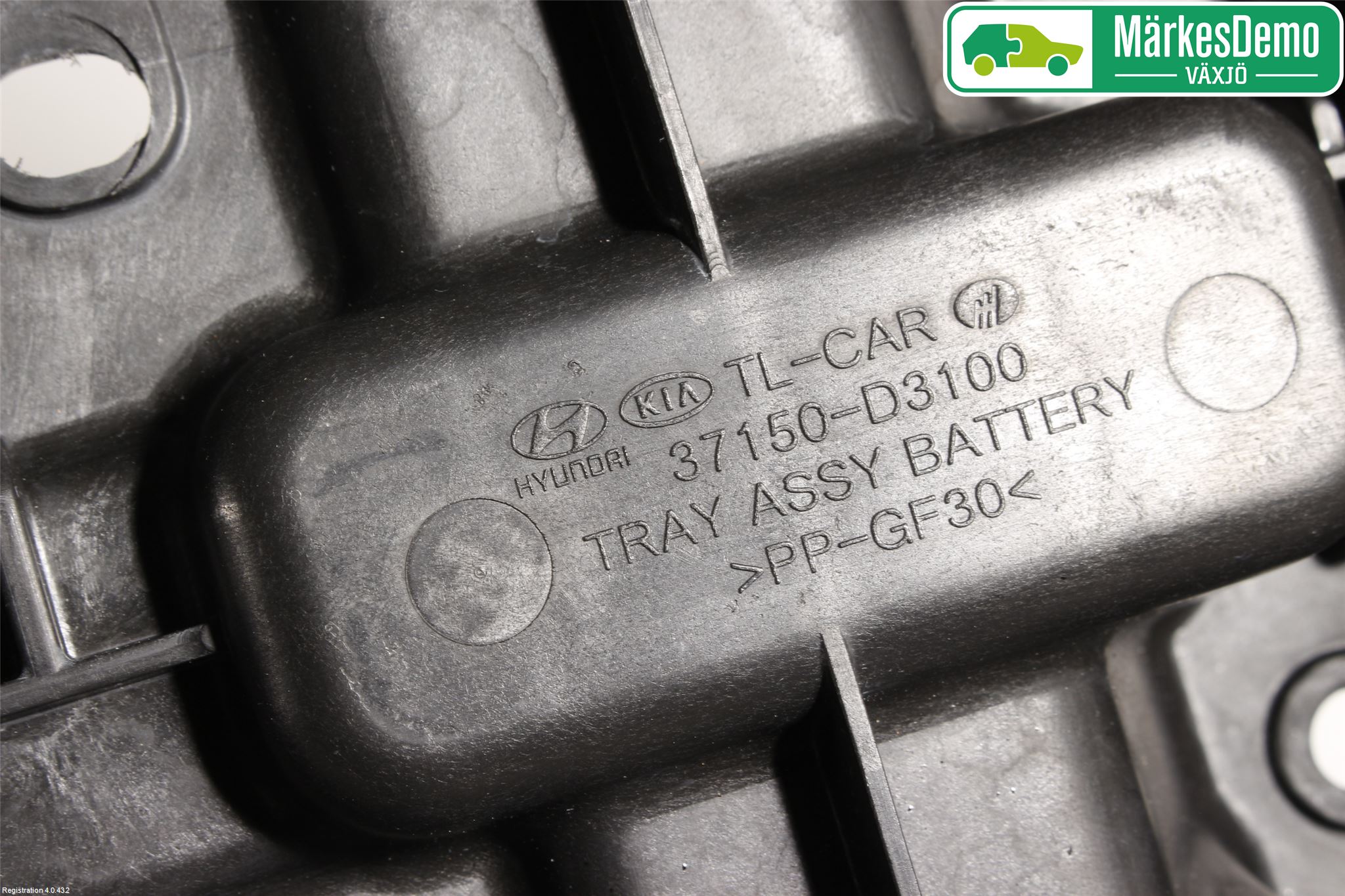 Hyundai TUCSON 05- Batterikasse - Feste - Holder