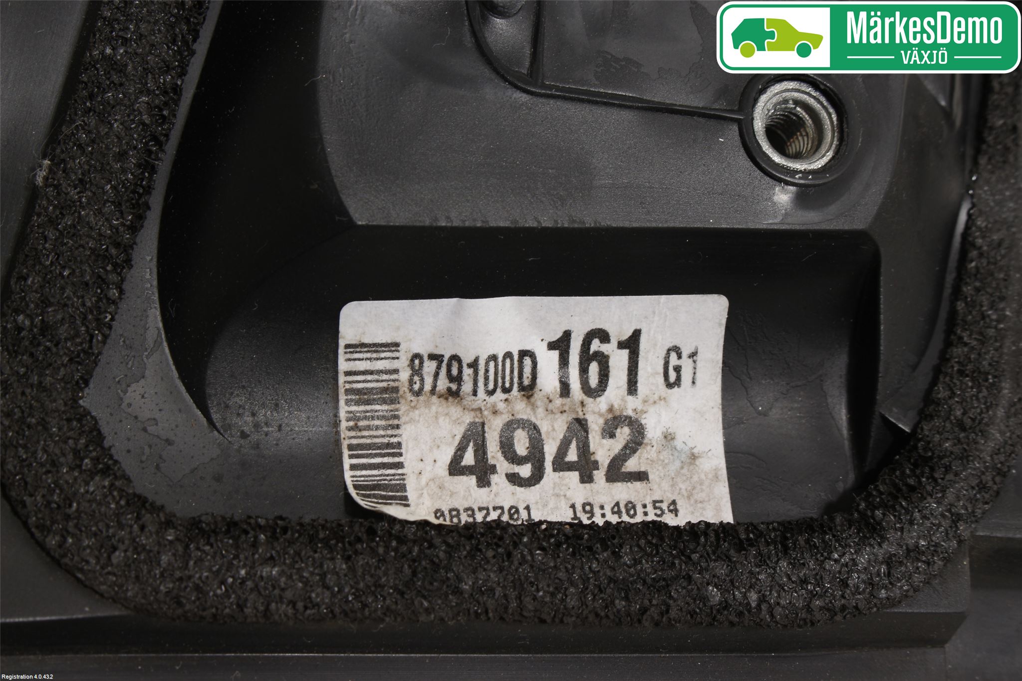 Toyota YARIS P1 03-05 Speil H M-El Justering