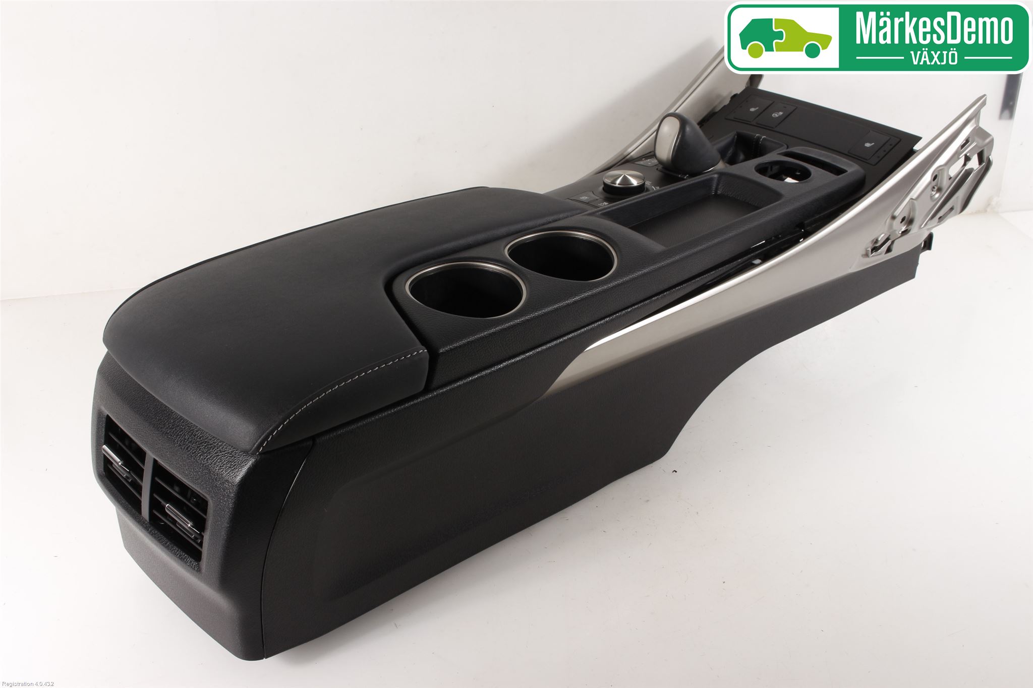 Toyota AURIS 13-19 Instrumentkonsoll Gulv