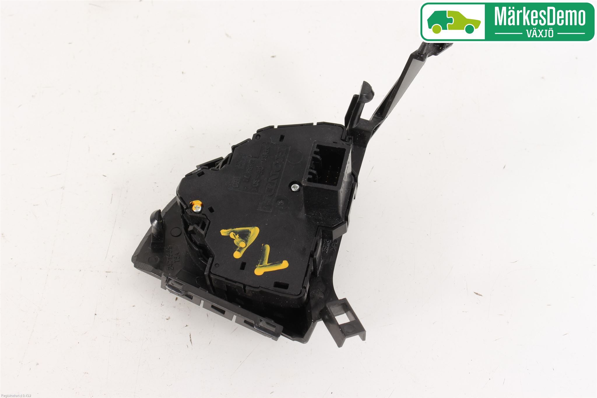 Honda HR-V 15-21 Bryter Ratt Radio-Stereo