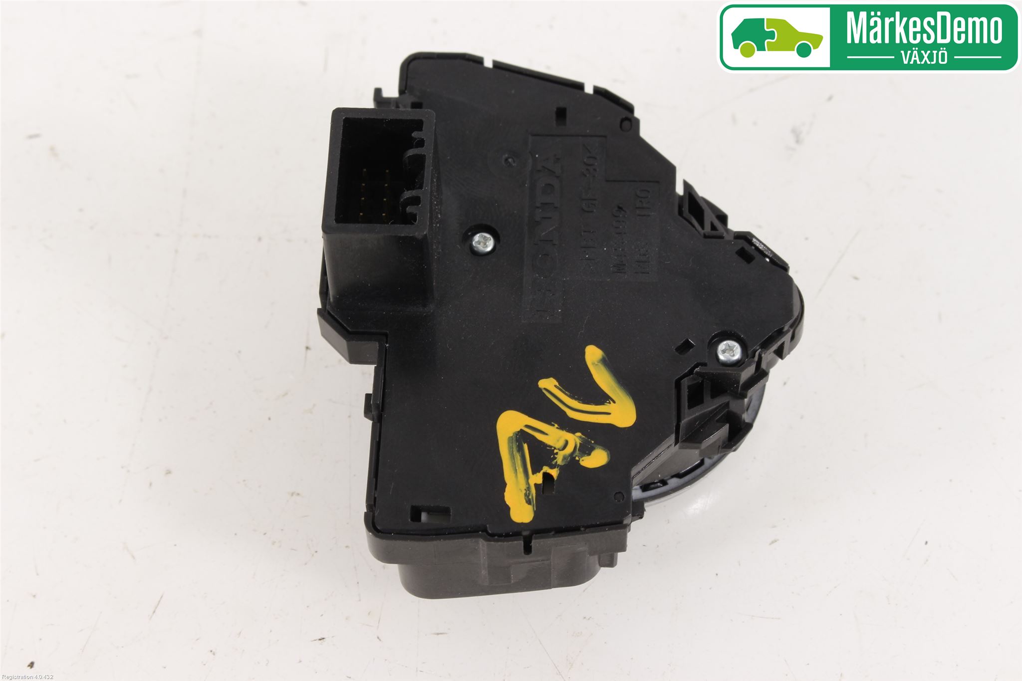 Honda HR-V 15-21 Bryter Ratt Radio-Stereo
