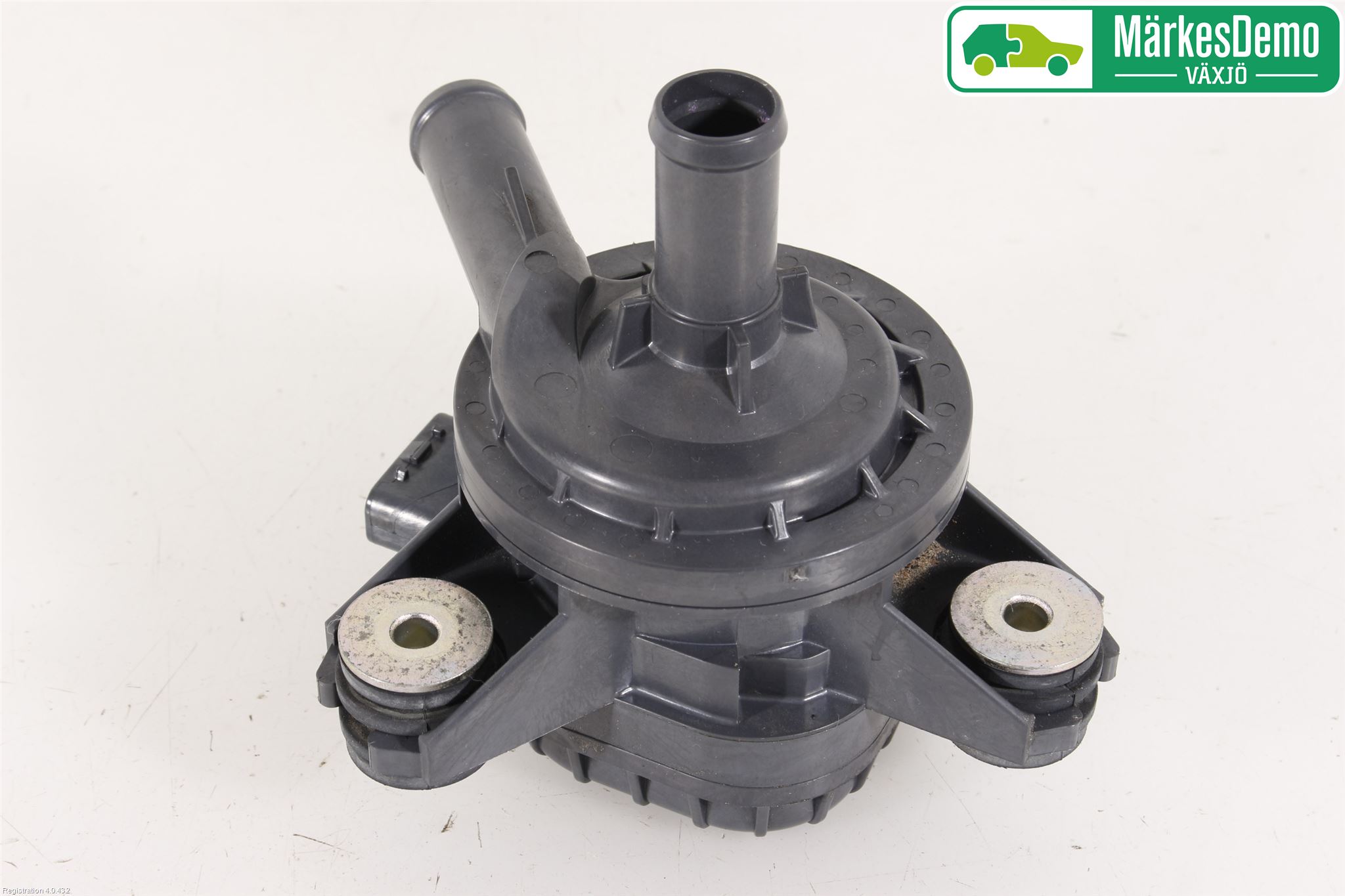 Lexus IS 250/350 14-20 Varme Sirkulasjonspumpe