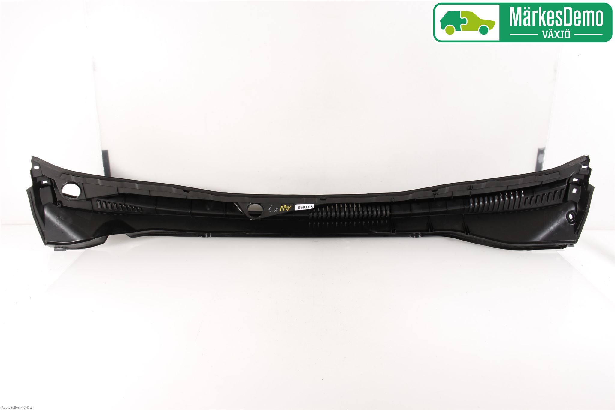 Suzuki IGNIS 01-20 Visker Deksel-Grill-Under Frr