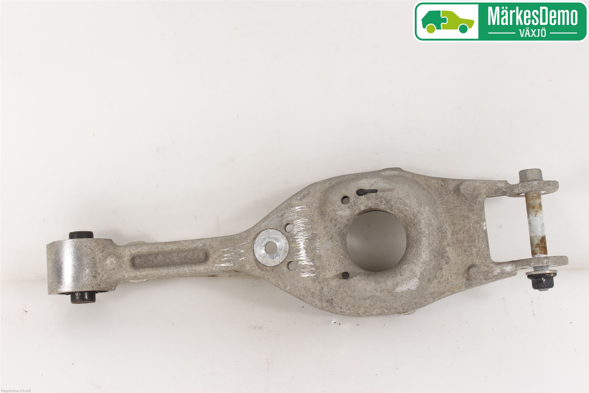 Hyundai i40 16-18 Bærearm Bak Venstre