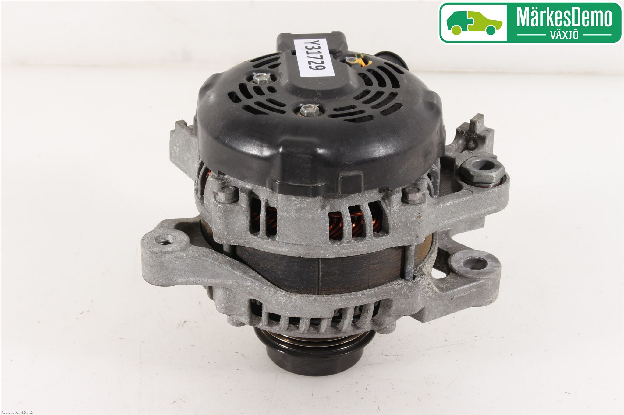 Toyota YARIS XP130 12-14 Dynamo
