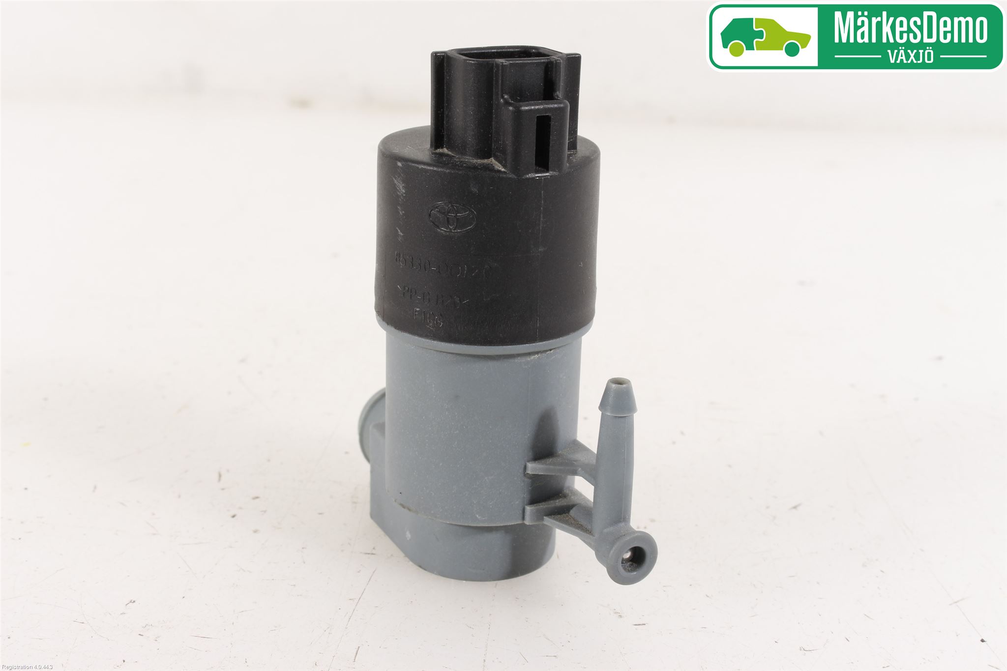 Toyota YARIS XP130 15-20 Spylerpumpe Frontrute