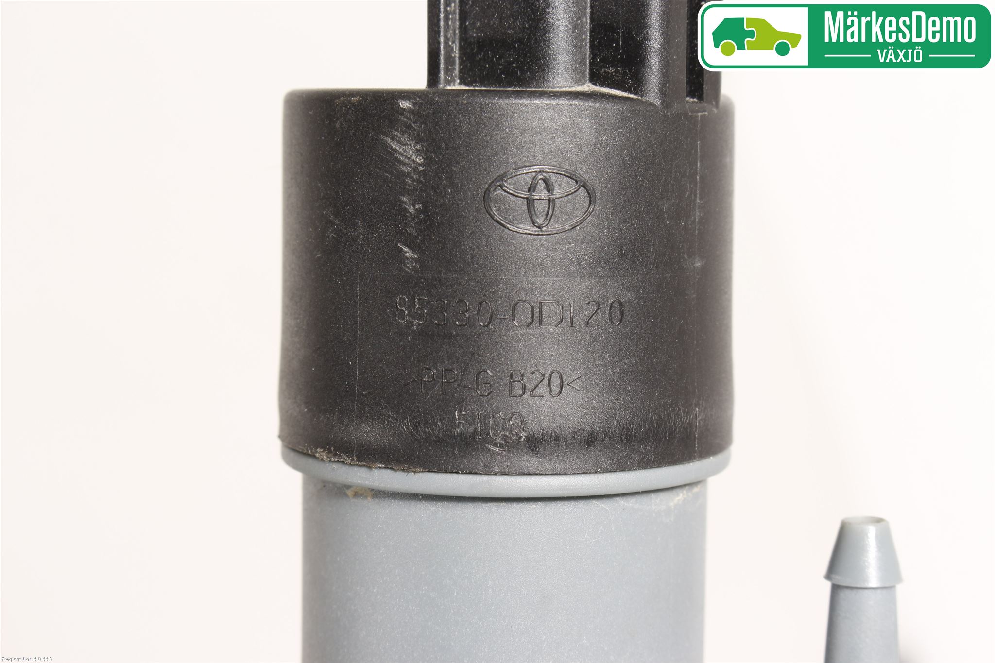 Toyota YARIS XP130 15-20 Spylerpumpe Frontrute