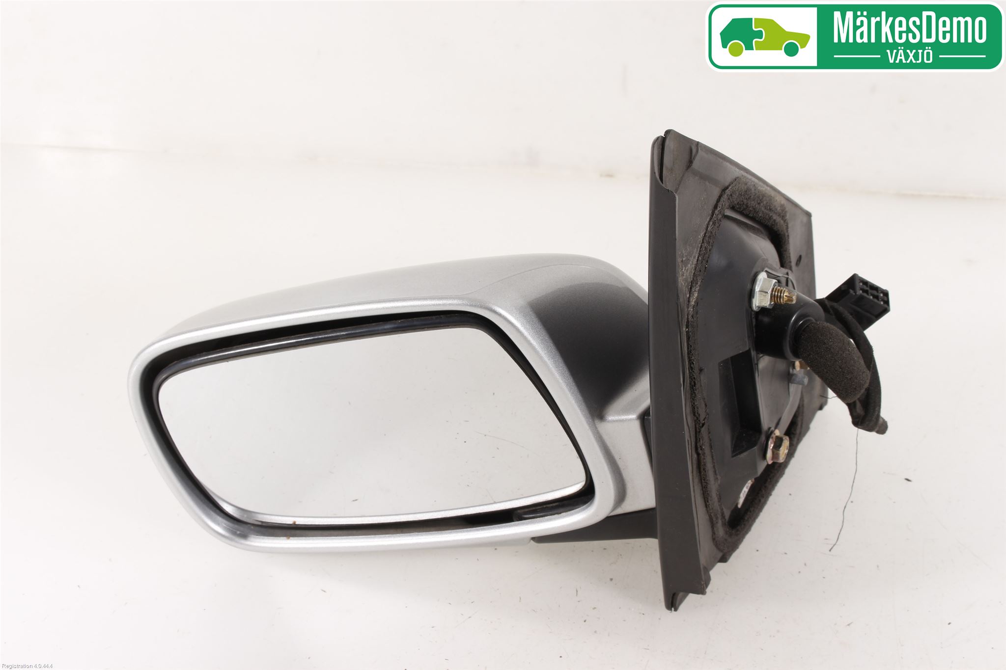 Toyota YARIS P1 03-05 Speil V M-El Justering
