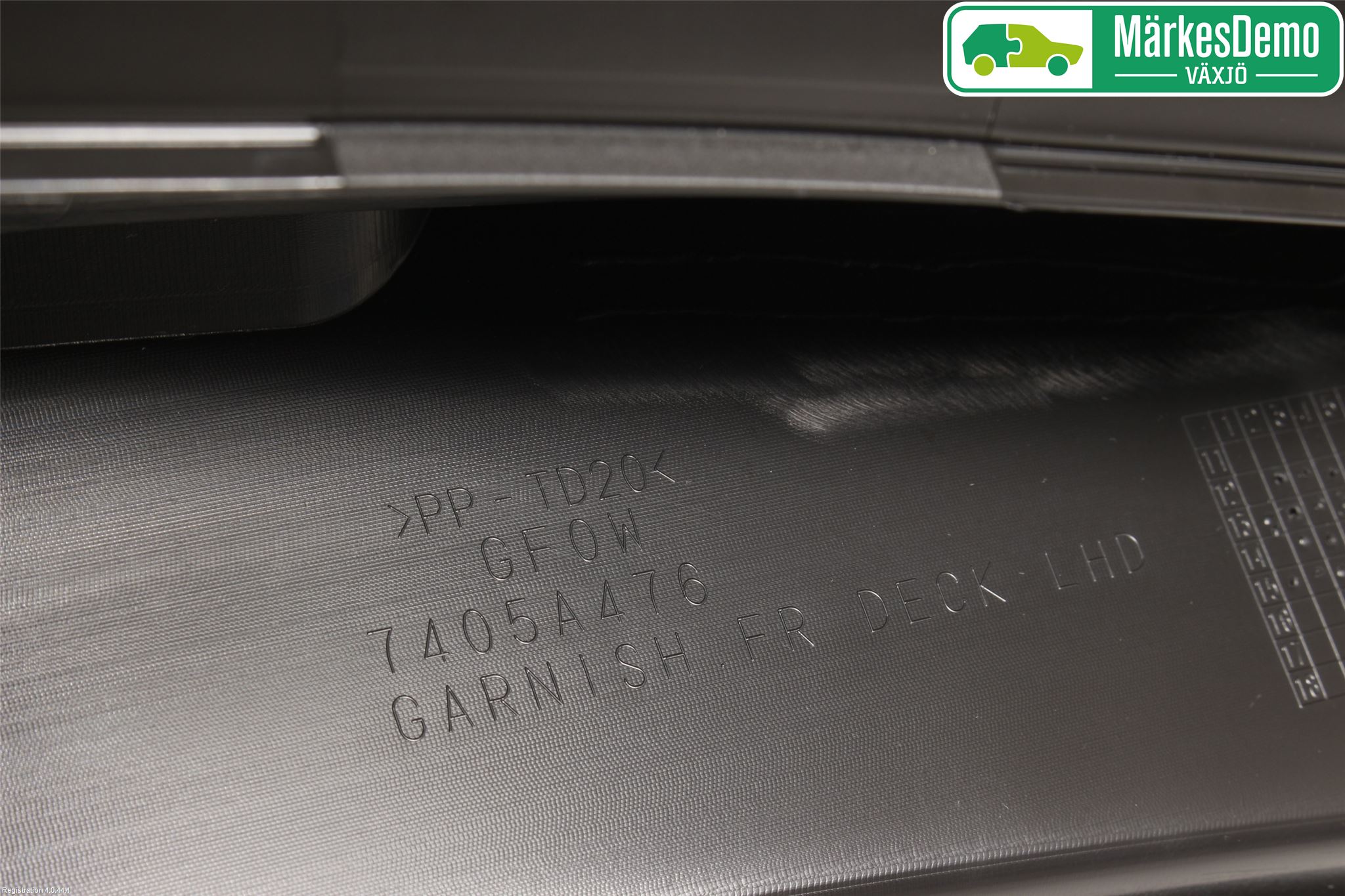 Mitsubishi OUTLANDER 13-21 Visker Deksel-Grill-Under Frr