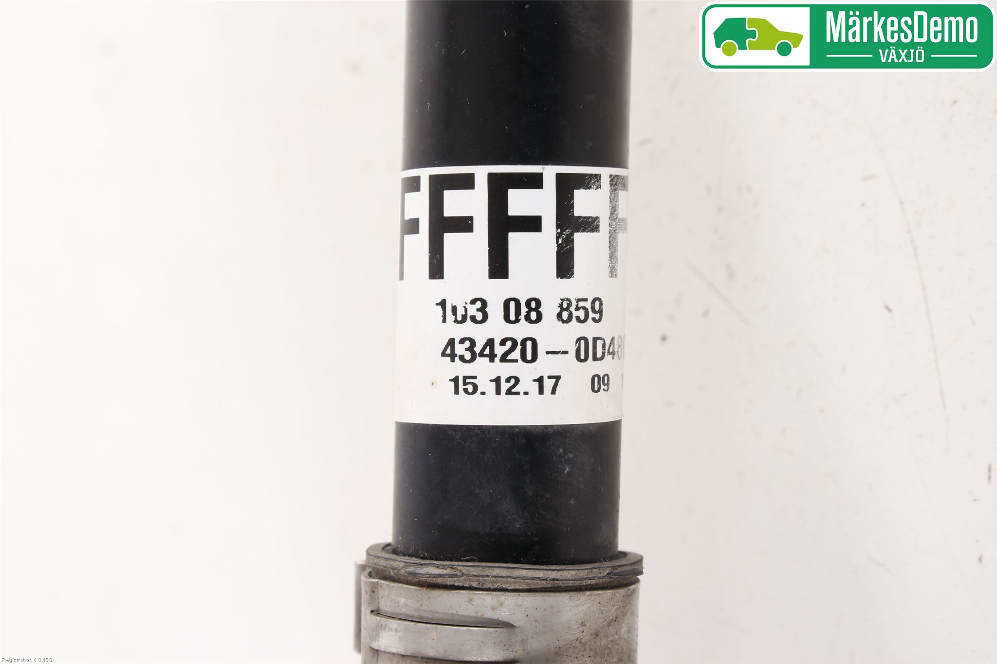 Toyota YARIS XP130 15-20 Drivaksel Foran Kompl Venstre