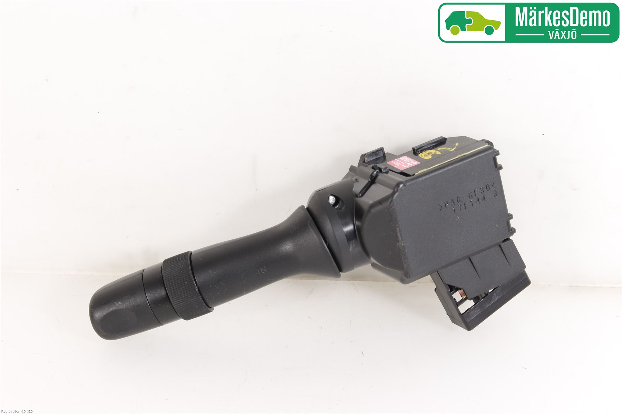 Toyota YARIS XP130 15-20 Bryter Ratt Visker - Spyler