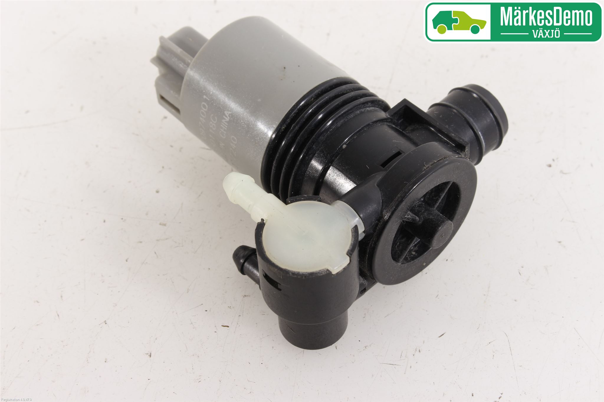 Toyota AURIS 13-19 Spylerpumpe Frontrute