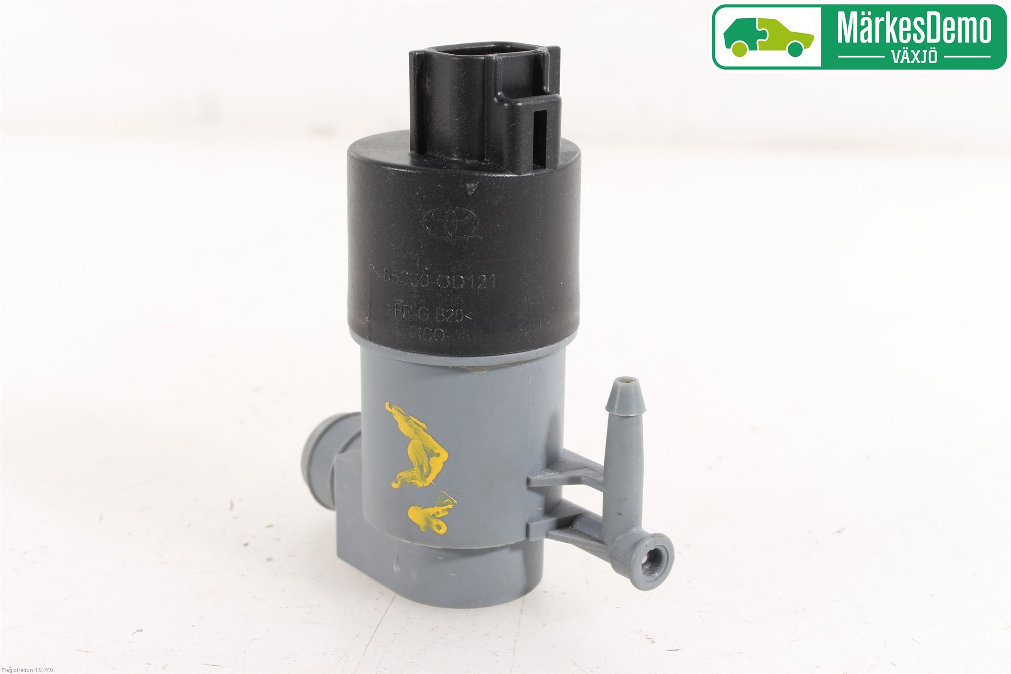 Toyota YARIS XP130 15-20 Spylerpumpe Frontrute