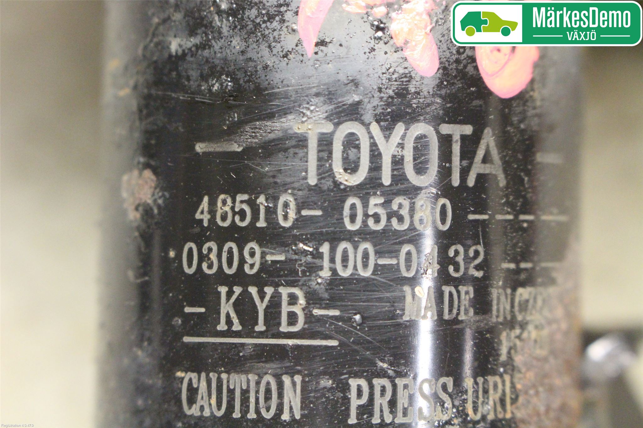Toyota AVENSIS 16-18 Fjærbein Foran Høyre